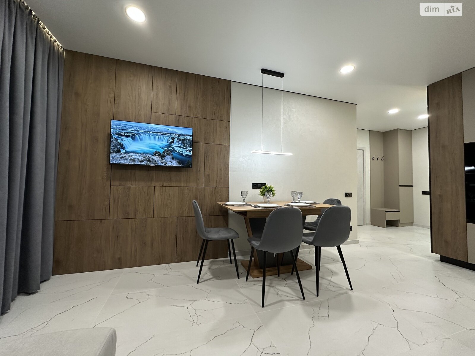 Продажа однокомнатной квартиры в Киеве, на ул. Всеволода Змиенко 34/21, район Подольский фото 1