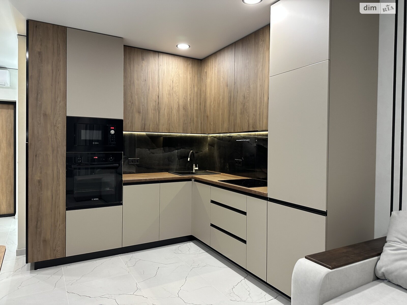 Продажа однокомнатной квартиры в Киеве, на ул. Всеволода Змиенко 34/21, район Подольский фото 1