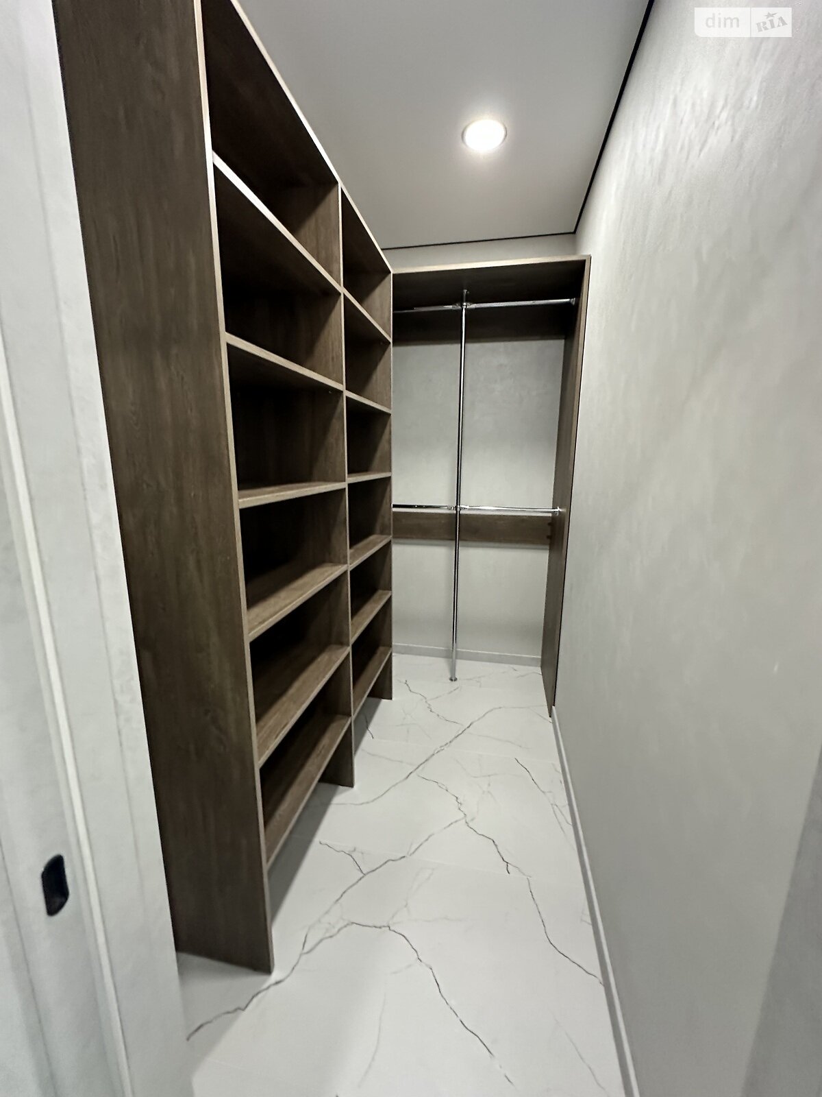 Продажа однокомнатной квартиры в Киеве, на ул. Всеволода Змиенко 34/21, район Подольский фото 1