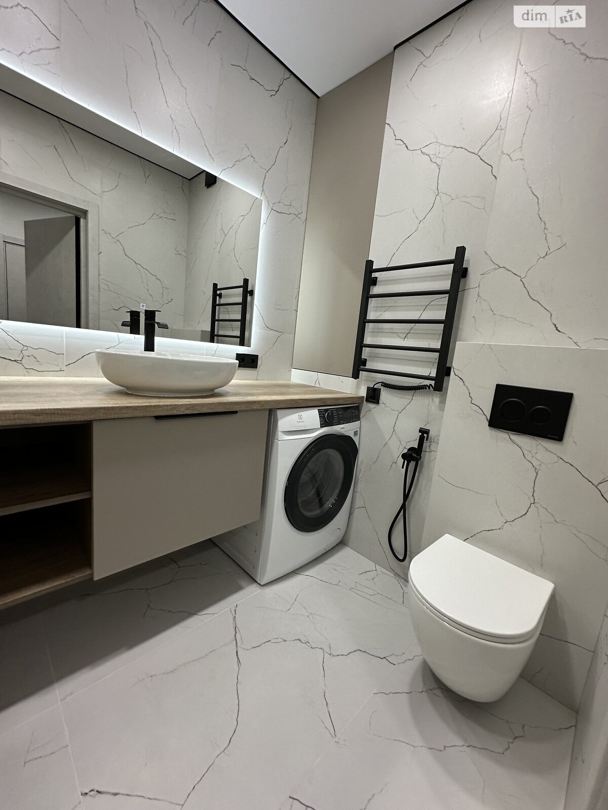 Продажа однокомнатной квартиры в Киеве, на ул. Всеволода Змиенко 34/21, район Подольский фото 1