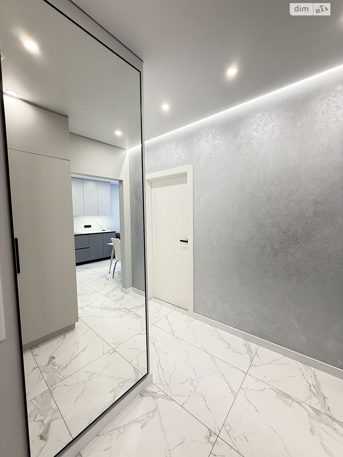 Продаж двокімнатної квартири в Києві, на вул. Всеволода Змієнка 19, район Подільський фото 1 Продаж двокімнатної квартири в Києві, на вул. Всеволода Змієнка 19, район Подільський фото 1