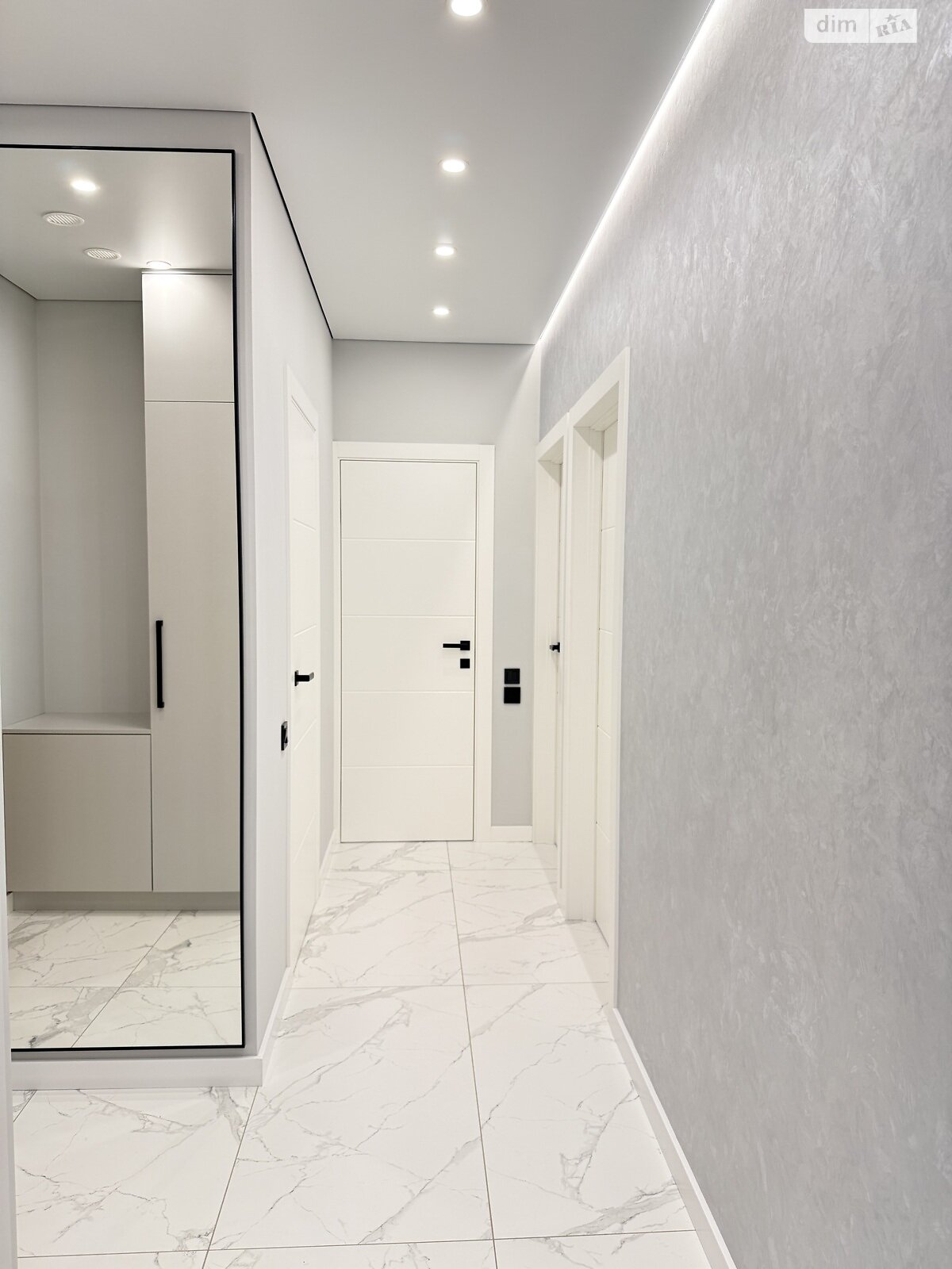 Продаж двокімнатної квартири в Києві, на вул. Всеволода Змієнка 19, район Подільський фото 1 Продаж двокімнатної квартири в Києві, на вул. Всеволода Змієнка 19, район Подільський фото 1