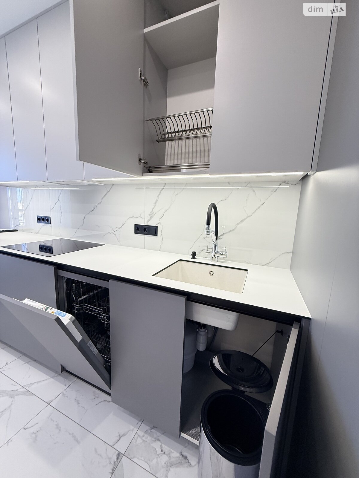 Продаж двокімнатної квартири в Києві, на вул. Всеволода Змієнка 19, район Подільський фото 1 Продаж двокімнатної квартири в Києві, на вул. Всеволода Змієнка 19, район Подільський фото 1