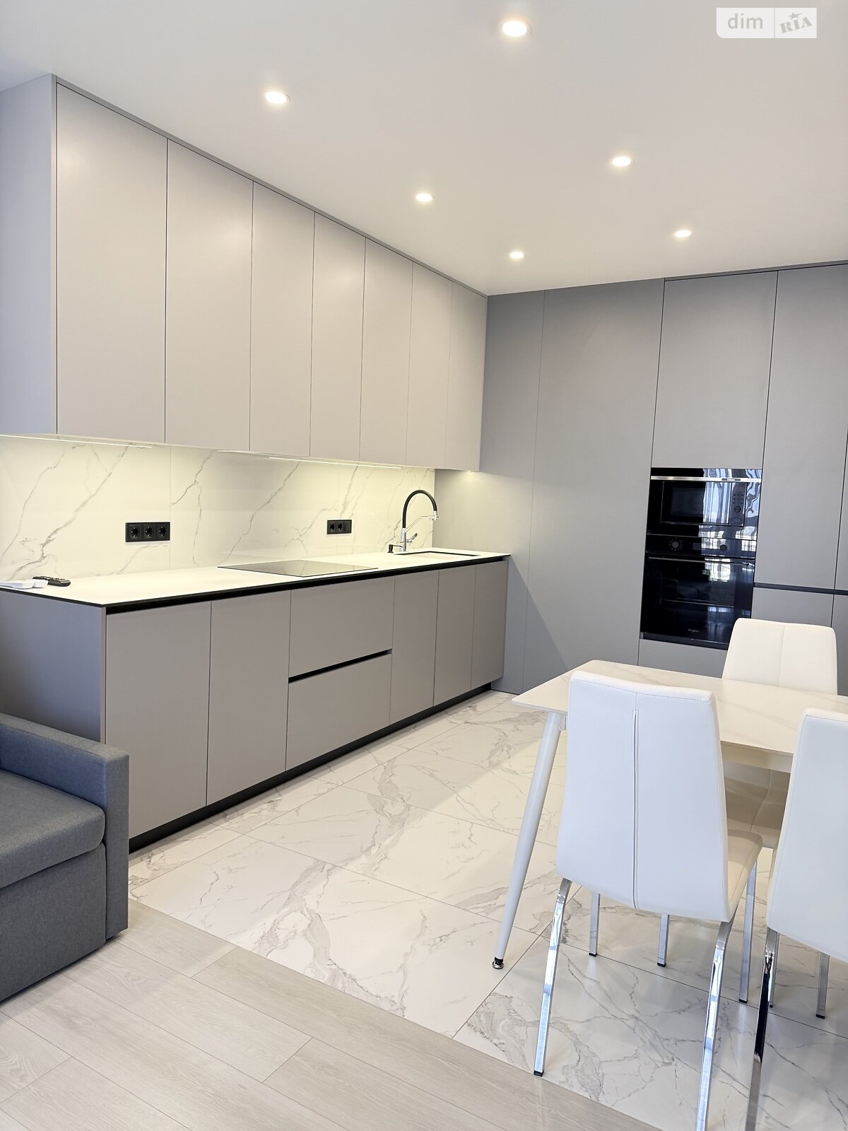 Продаж двокімнатної квартири в Києві, на вул. Всеволода Змієнка 19, район Подільський фото 1 Продаж двокімнатної квартири в Києві, на вул. Всеволода Змієнка 19, район Подільський фото 1