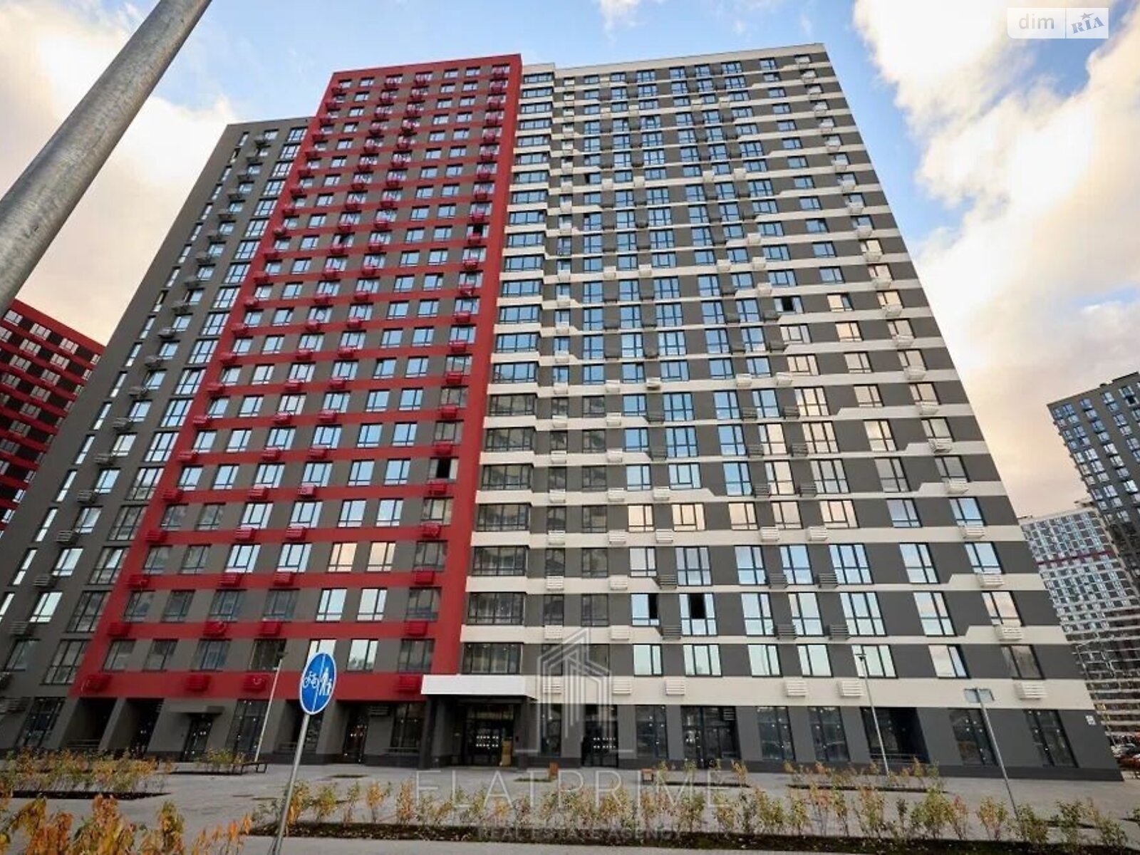 Продажа двухкомнатной квартиры в Киеве, на ул. Всеволода Змиенко 34/21, район Подольский фото 1