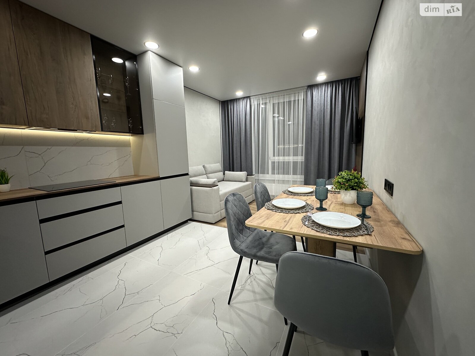 Продажа однокомнатной квартиры в Киеве, на ул. Всеволода Змиенко 34/21, кв. 130, район Подольский фото 1