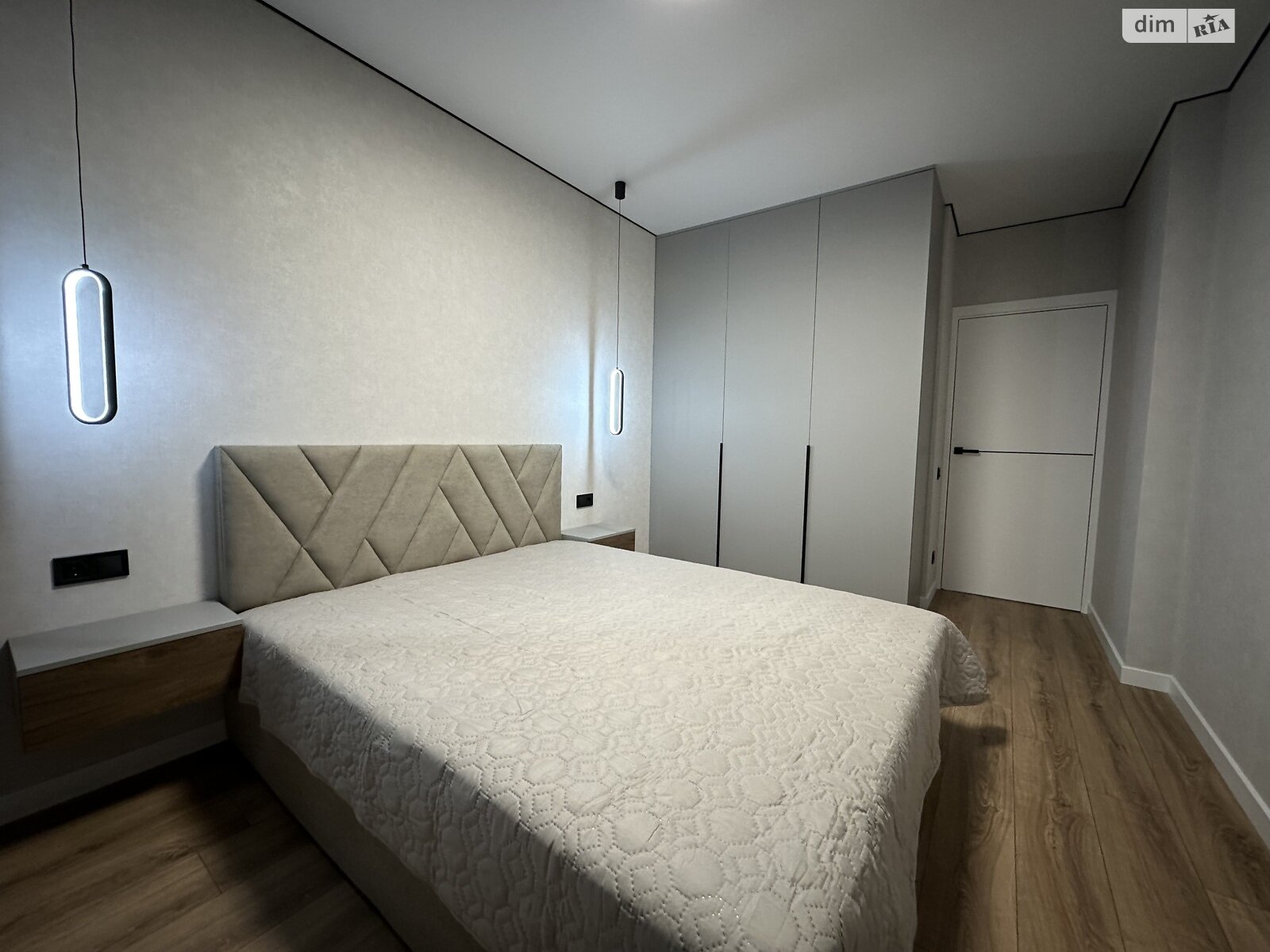 Продажа однокомнатной квартиры в Киеве, на ул. Всеволода Змиенко 34/21, кв. 130, район Подольский фото 1