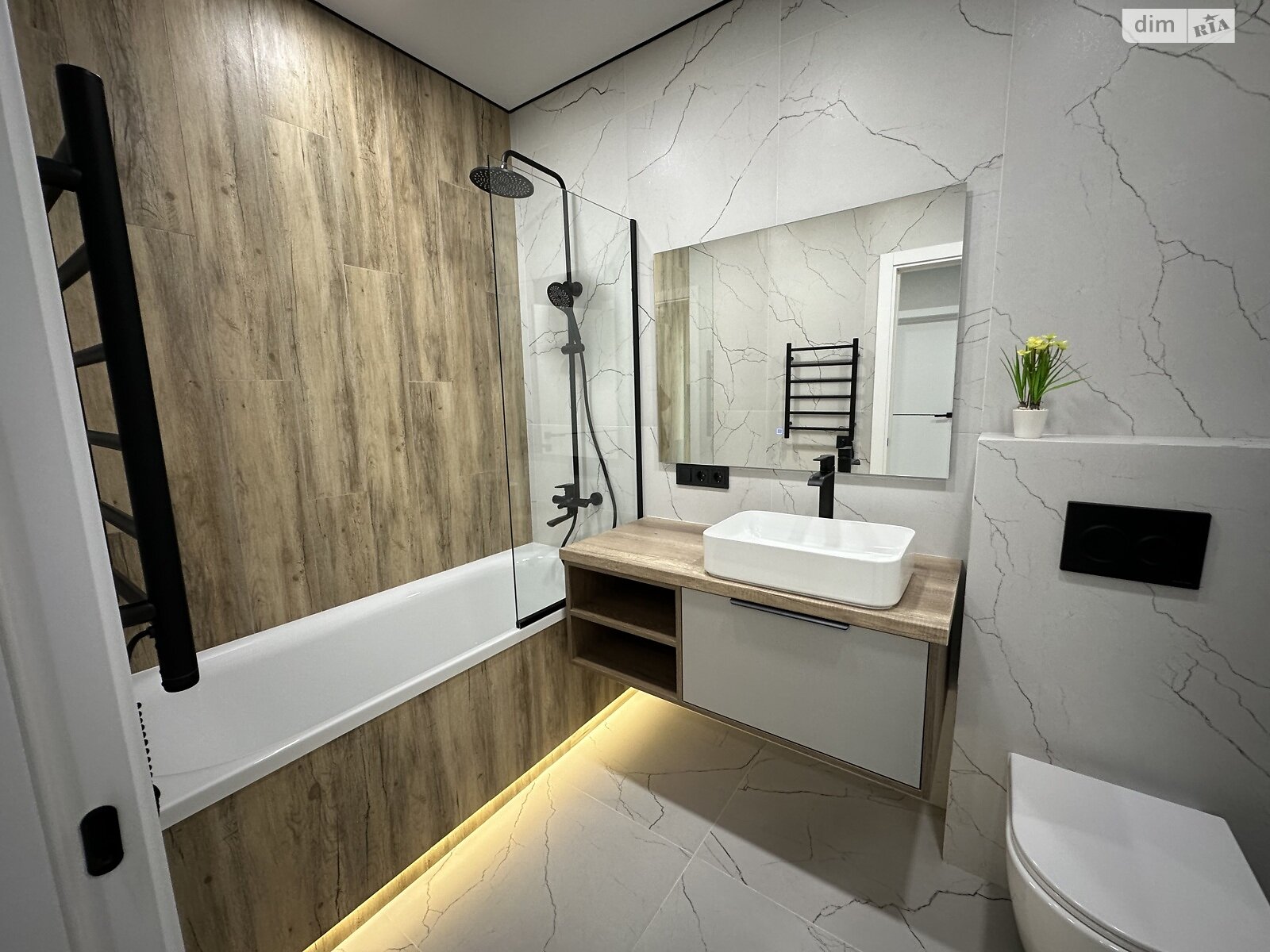 Продажа однокомнатной квартиры в Киеве, на ул. Всеволода Змиенко 34/21, кв. 130, район Подольский фото 1