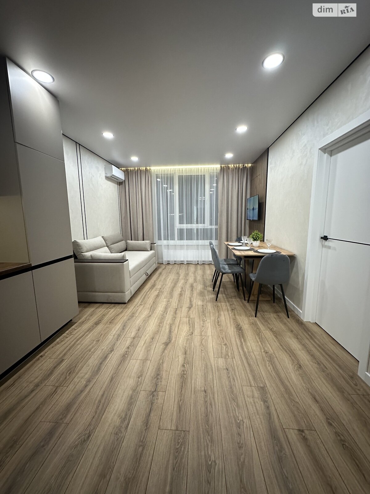 Продажа однокомнатной квартиры в Киеве, на ул. Всеволода Змиенко 34/21, кв. 199, район Подольский фото 1