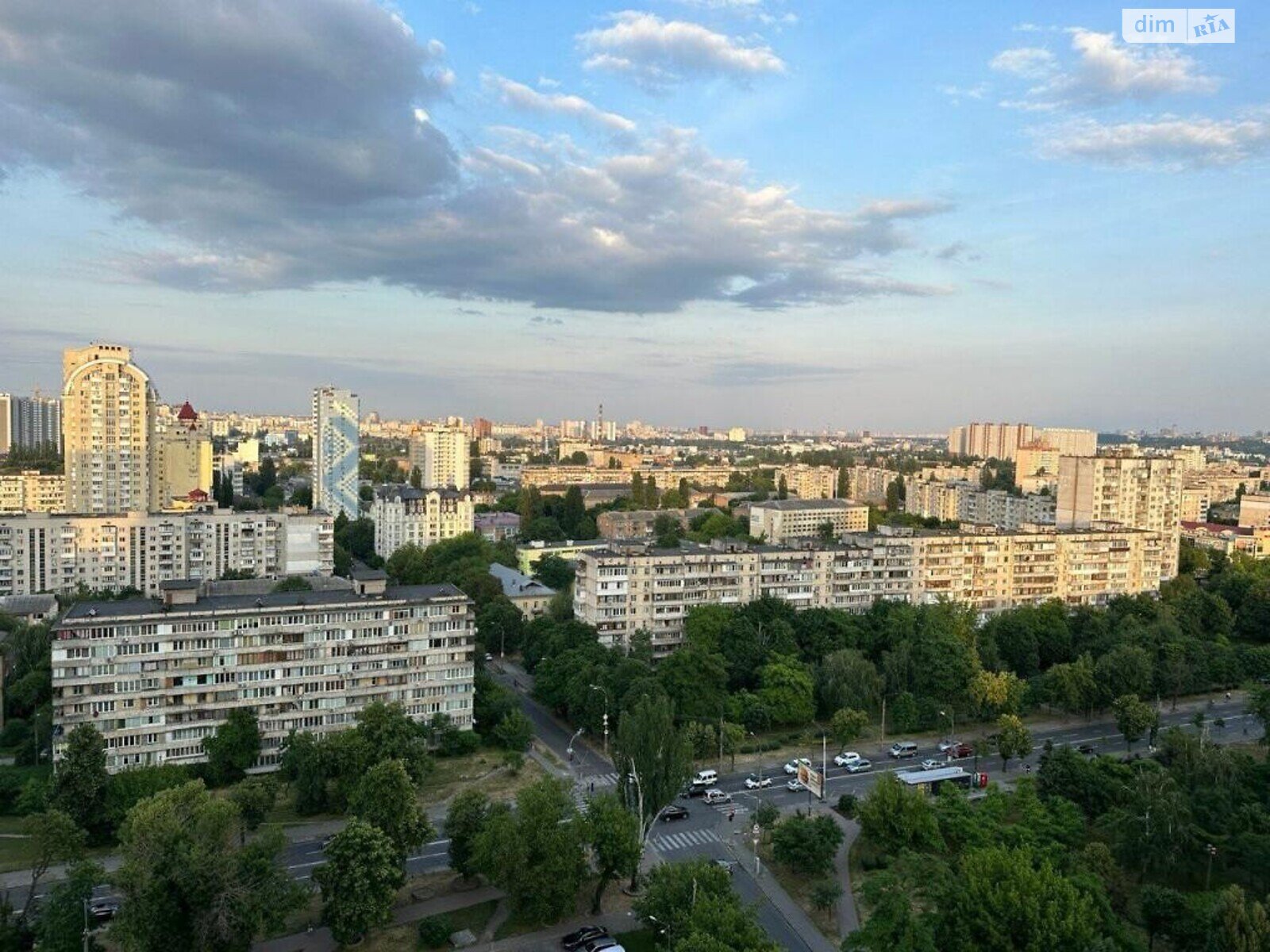 Продажа однокомнатной квартиры в Киеве, на ул. Вышгородская 45, район Подольский фото 1