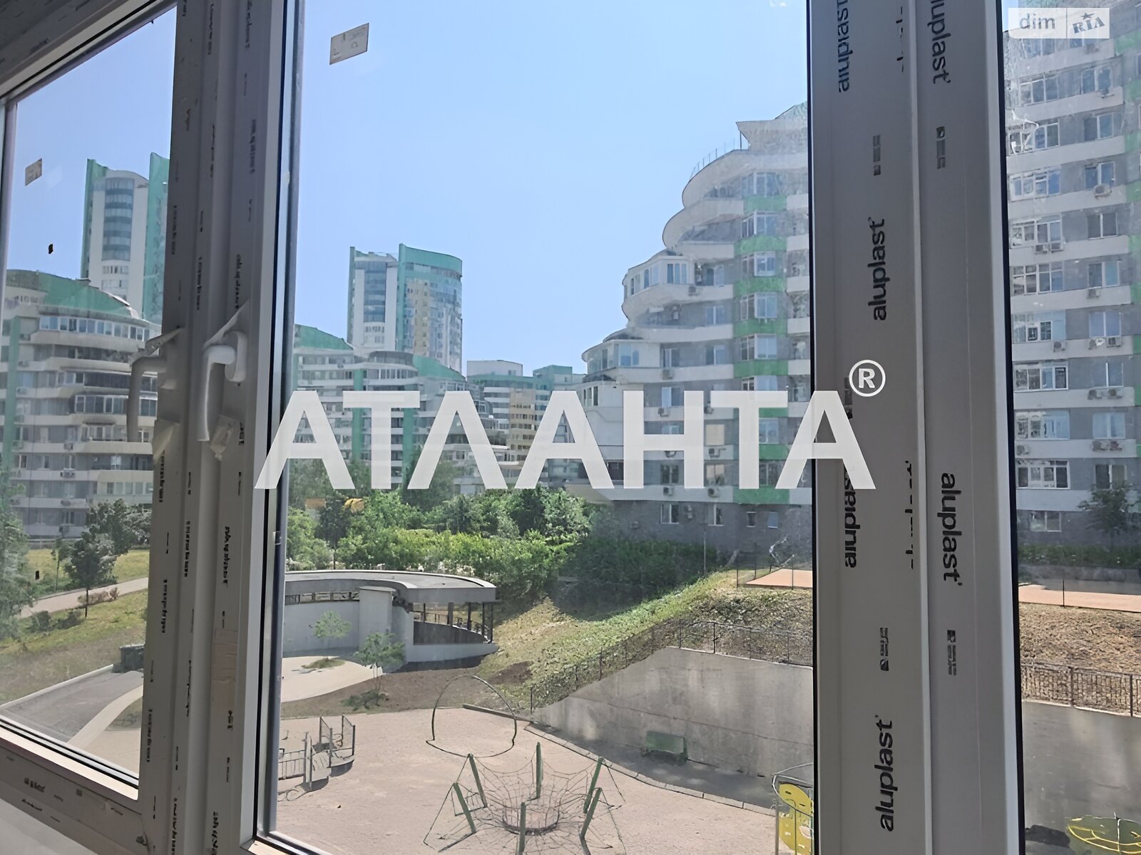 Продажа однокомнатной квартиры в Киеве, на ул. Вышгородская, район Подольский фото 1 Продажа однокомнатной квартиры в Киеве, на ул. Вышгородская, район Подольский фото 1