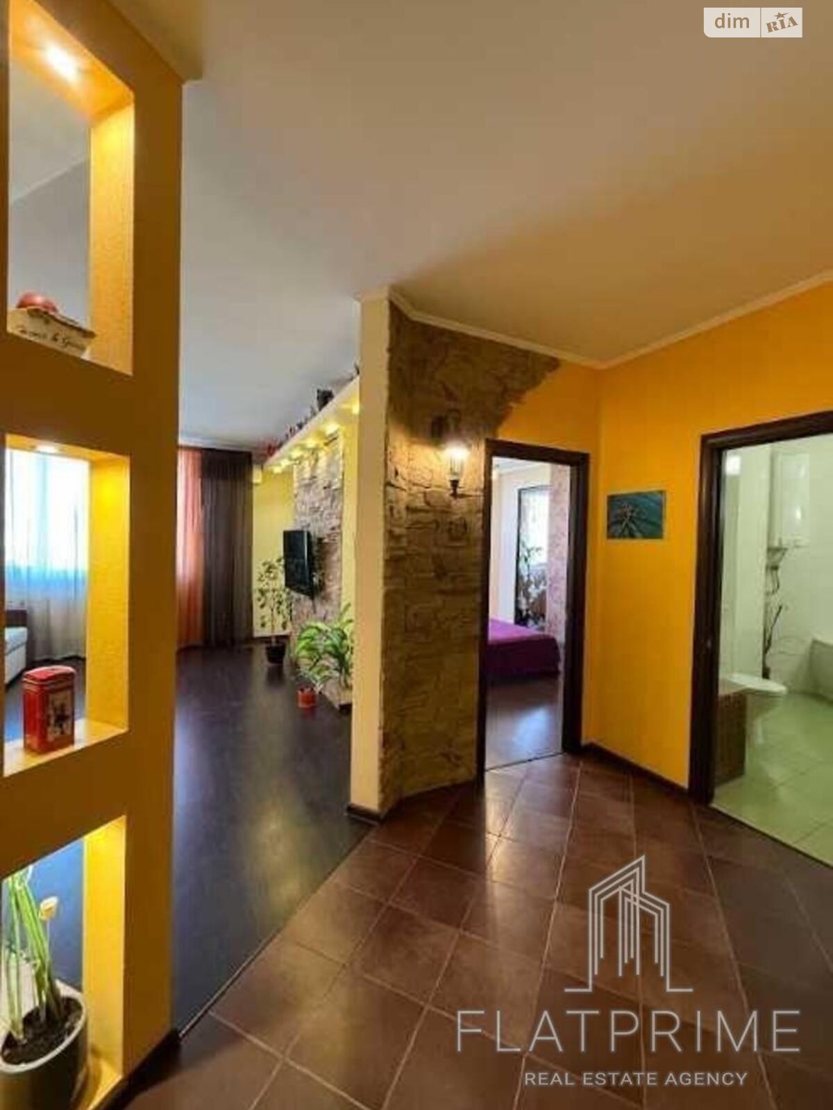 Продажа двухкомнатной квартиры в Киеве, на ул. Вышгородская 45, район Подольский фото 1