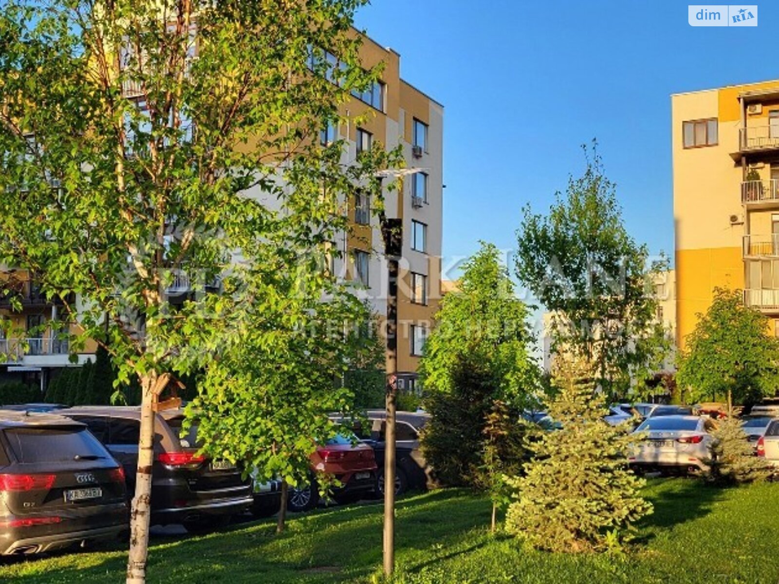 Продажа трехкомнатной квартиры в Киеве, на ул. Замковецкая 88, район Подольский фото 1