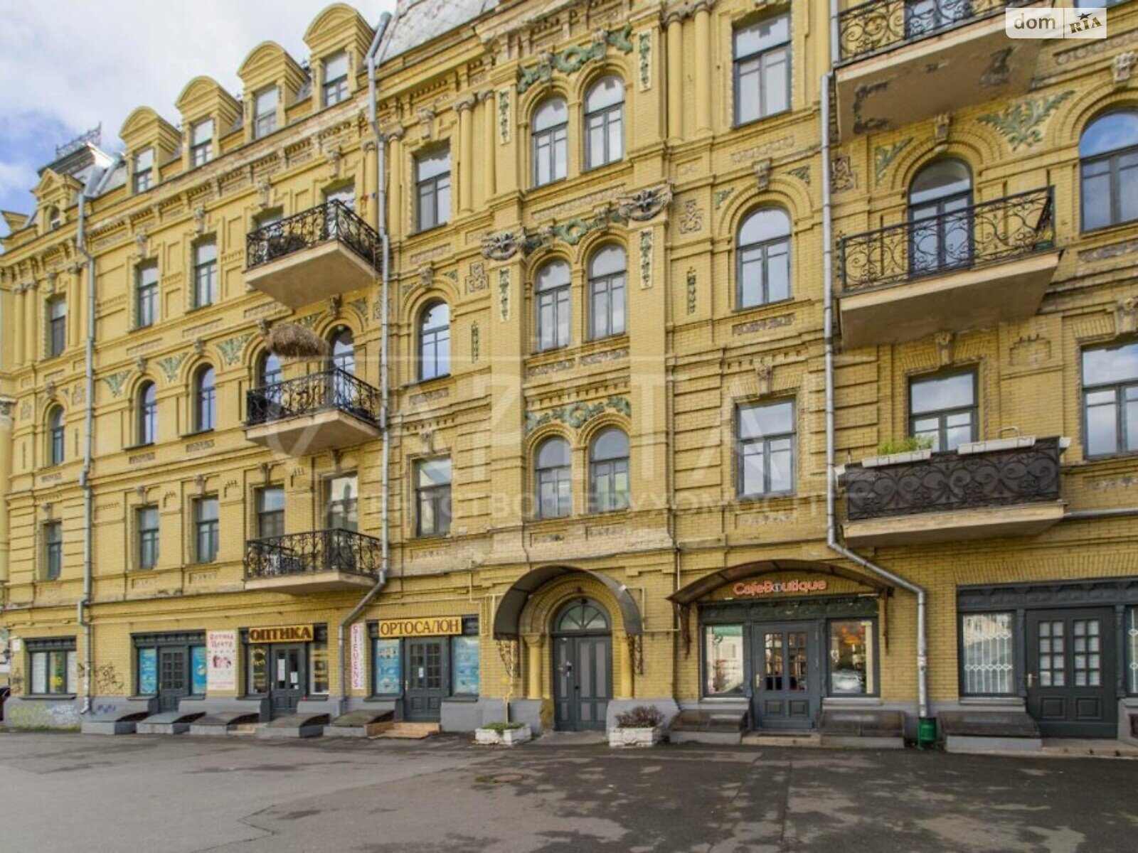 Продажа трехкомнатной квартиры в Киеве, на пер. Хорива 4, район Подольский фото 1