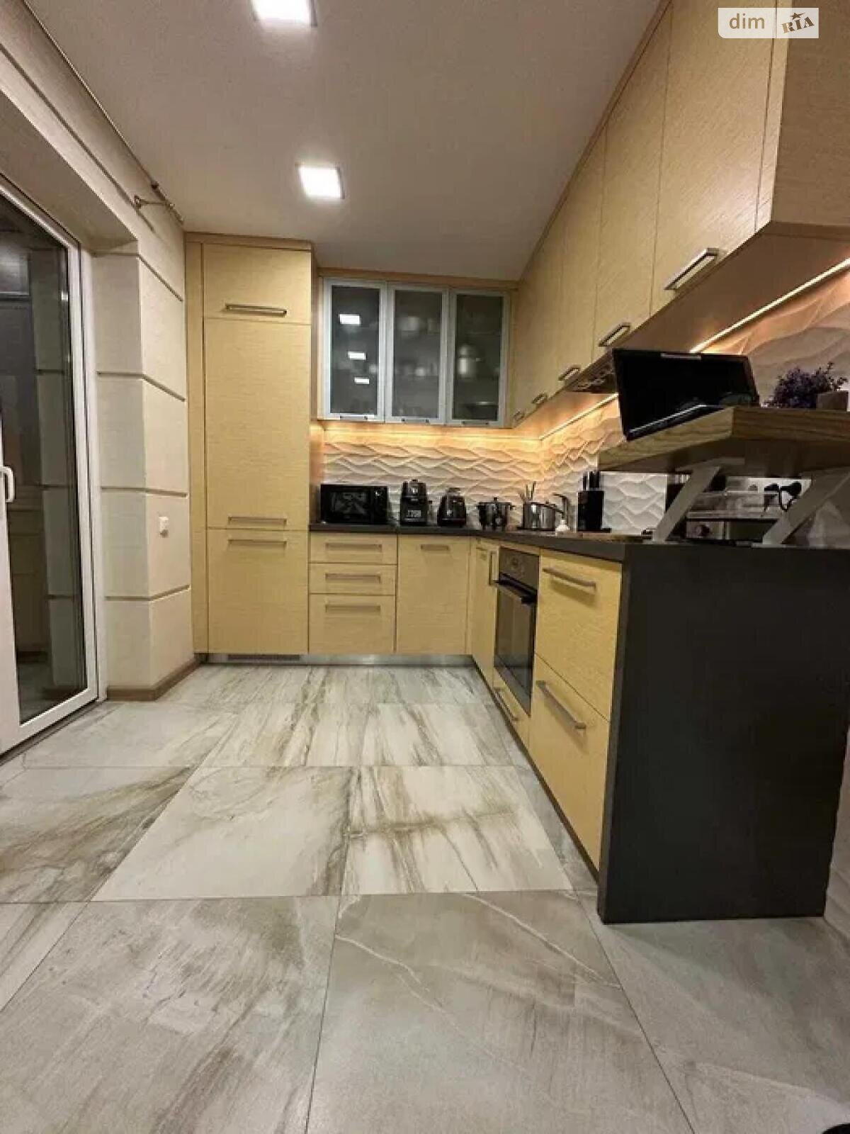 Продаж трикімнатної квартири в Києві, на вул. Олександра Кошиця 10/21, район Позняки фото 1 Продаж трикімнатної квартири в Києві, на вул. Олександра Кошиця 10/21, район Позняки фото 1