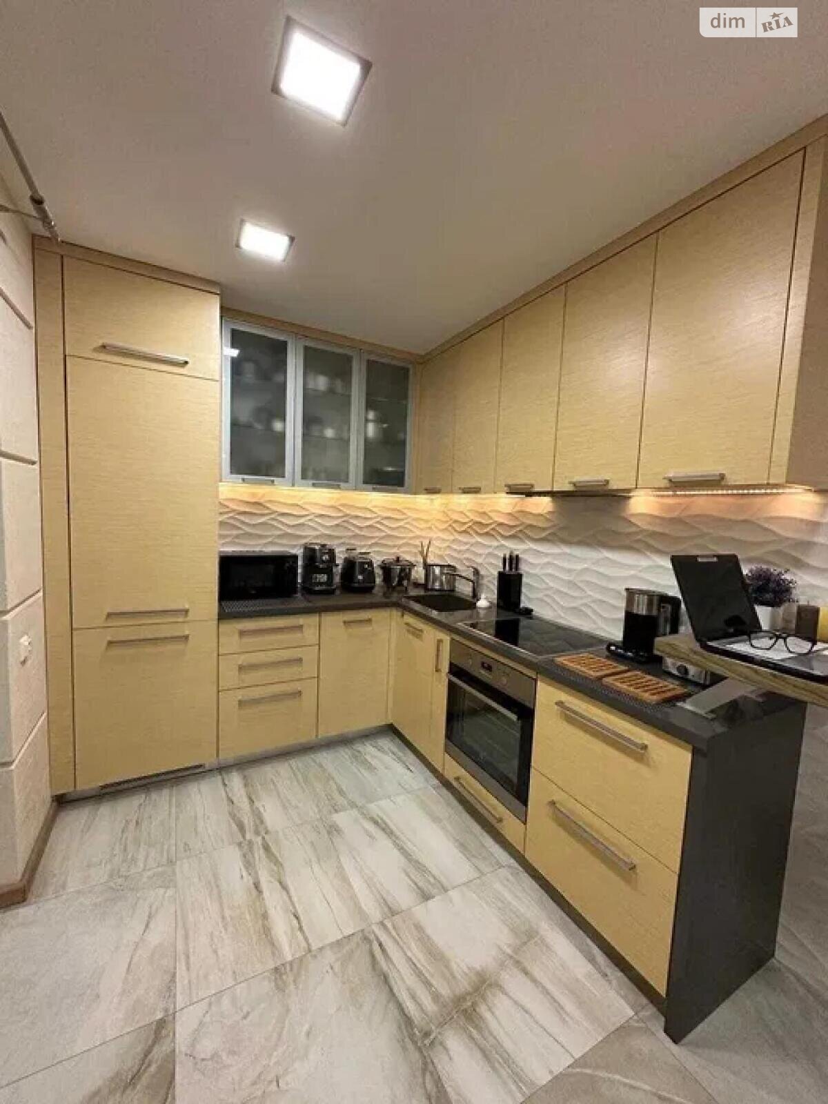 Продаж трикімнатної квартири в Києві, на вул. Олександра Кошиця 10/21, район Позняки фото 1 Продаж трикімнатної квартири в Києві, на вул. Олександра Кошиця 10/21, район Позняки фото 1