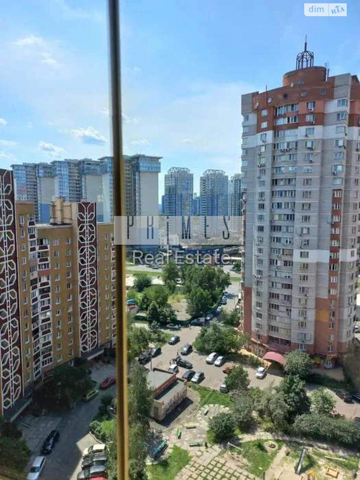 Продажа трехкомнатной квартиры в Киеве, на ул. Анны Ахматовой 43, район Позняки фото 1