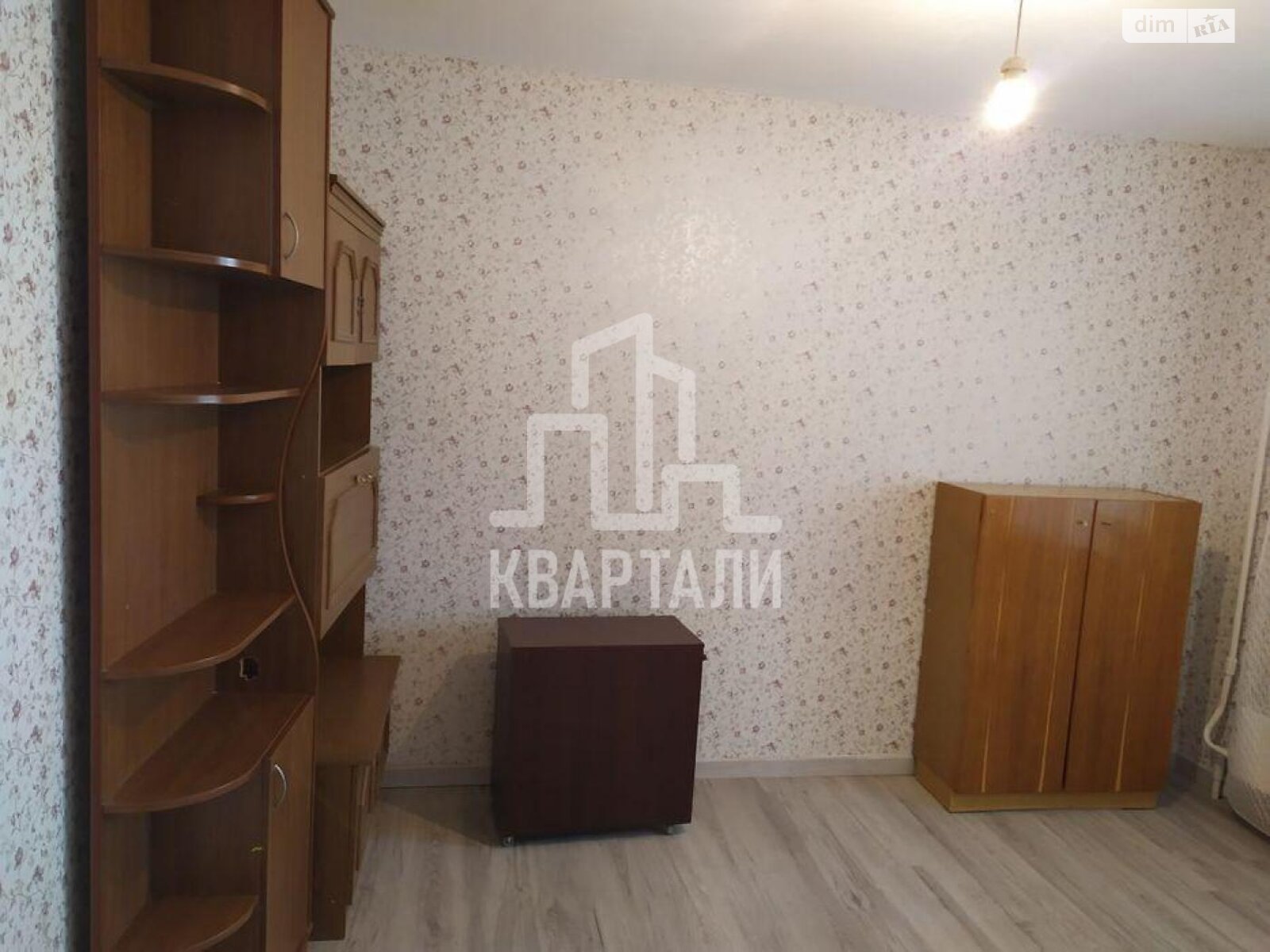 Продажа трехкомнатной квартиры в Киеве, на ул. Анны Ахматовой 17, район Позняки фото 1