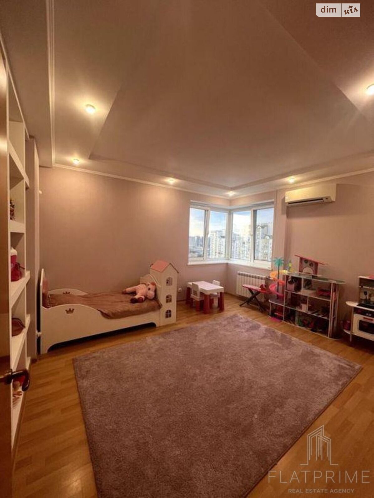 Продажа трехкомнатной квартиры в Киеве, на ул. Анны Ахматовой 47, район Позняки фото 1 Продажа трехкомнатной квартиры в Киеве, на ул. Анны Ахматовой 47, район Позняки фото 1