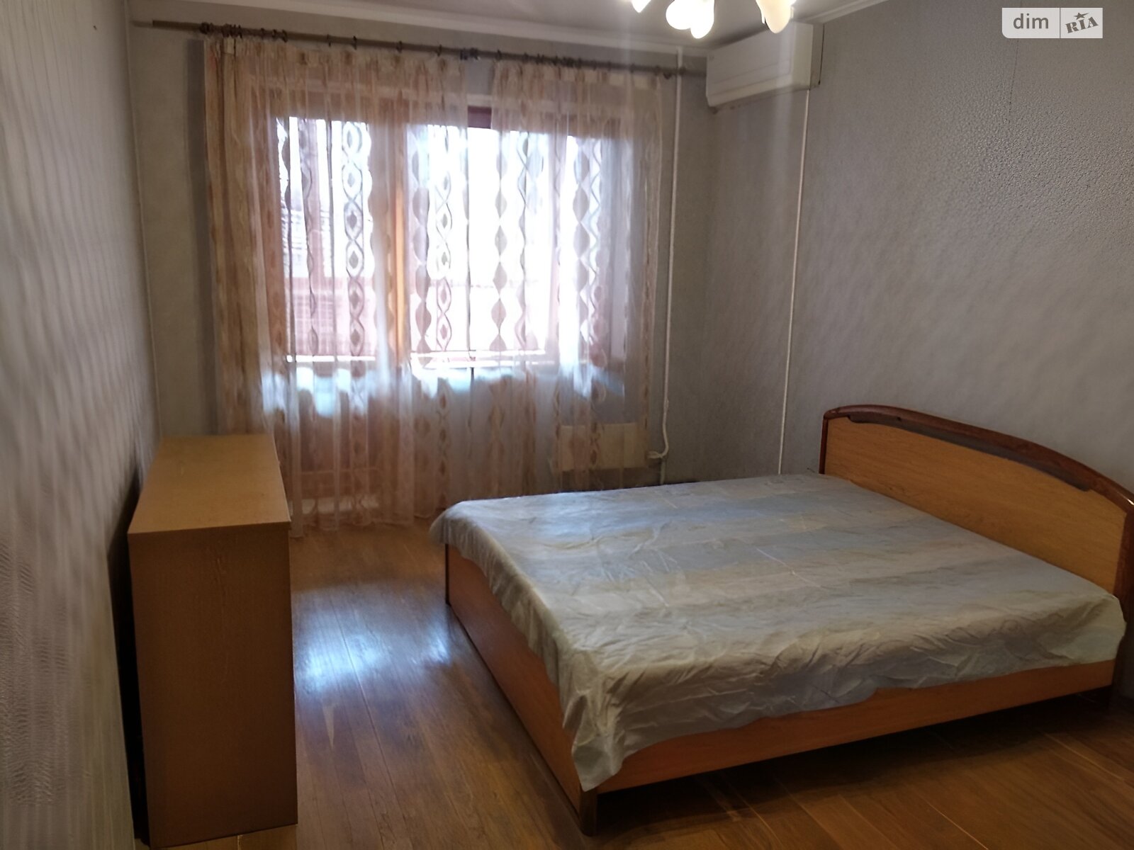 Продаж трикімнатної квартири в Києві, на вул. Ахматової Анни 19, район Позняки фото 1 Продаж трикімнатної квартири в Києві, на вул. Ахматової Анни 19, район Позняки фото 1