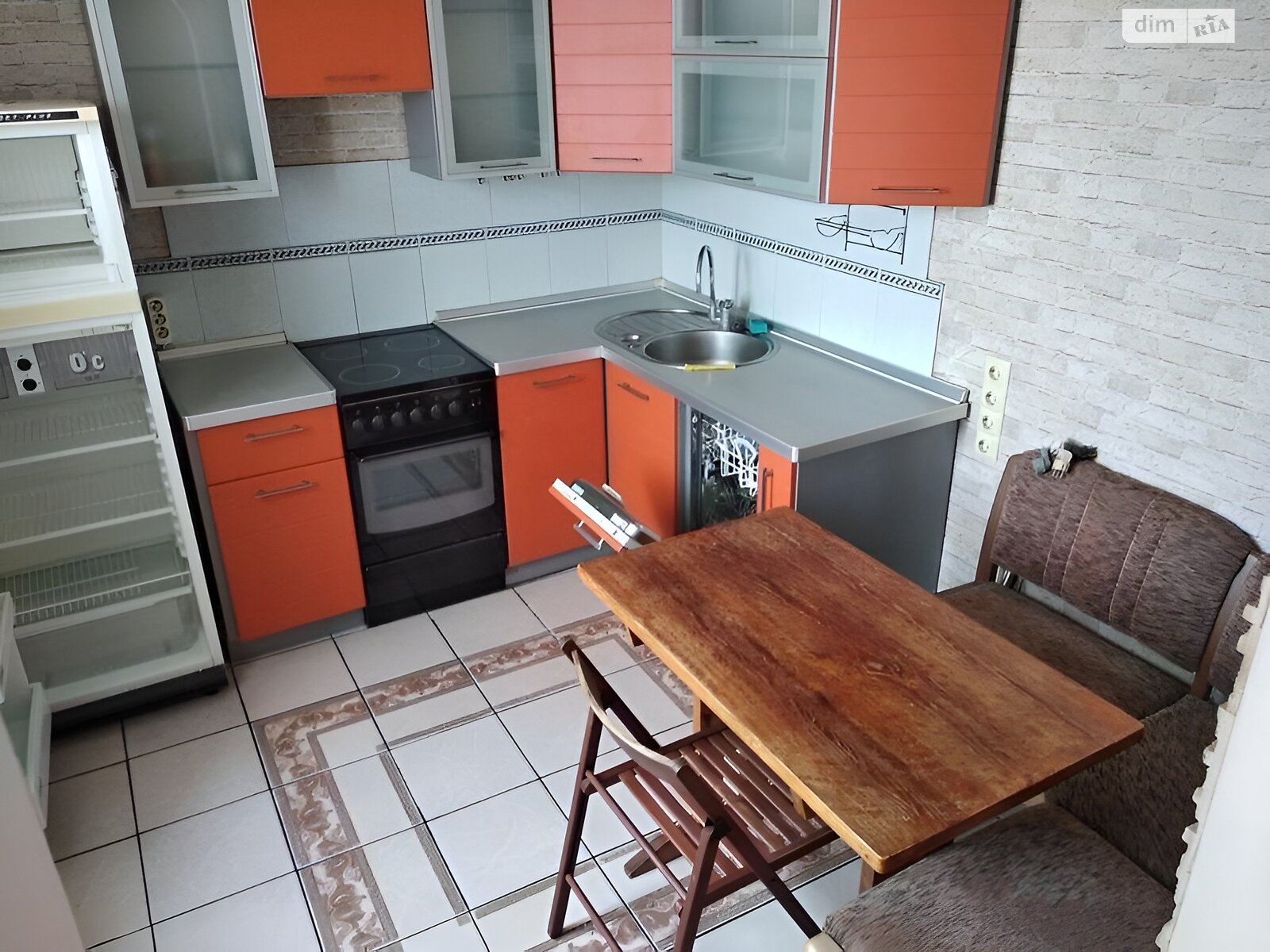 Продаж трикімнатної квартири в Києві, на вул. Ахматової Анни 19, район Позняки фото 1 Продаж трикімнатної квартири в Києві, на вул. Ахматової Анни 19, район Позняки фото 1