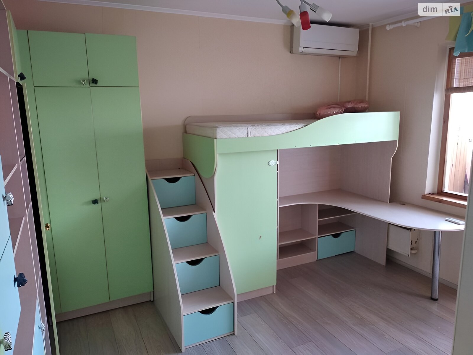 Продаж трикімнатної квартири в Києві, на вул. Ахматової Анни 19, район Позняки фото 1 Продаж трикімнатної квартири в Києві, на вул. Ахматової Анни 19, район Позняки фото 1