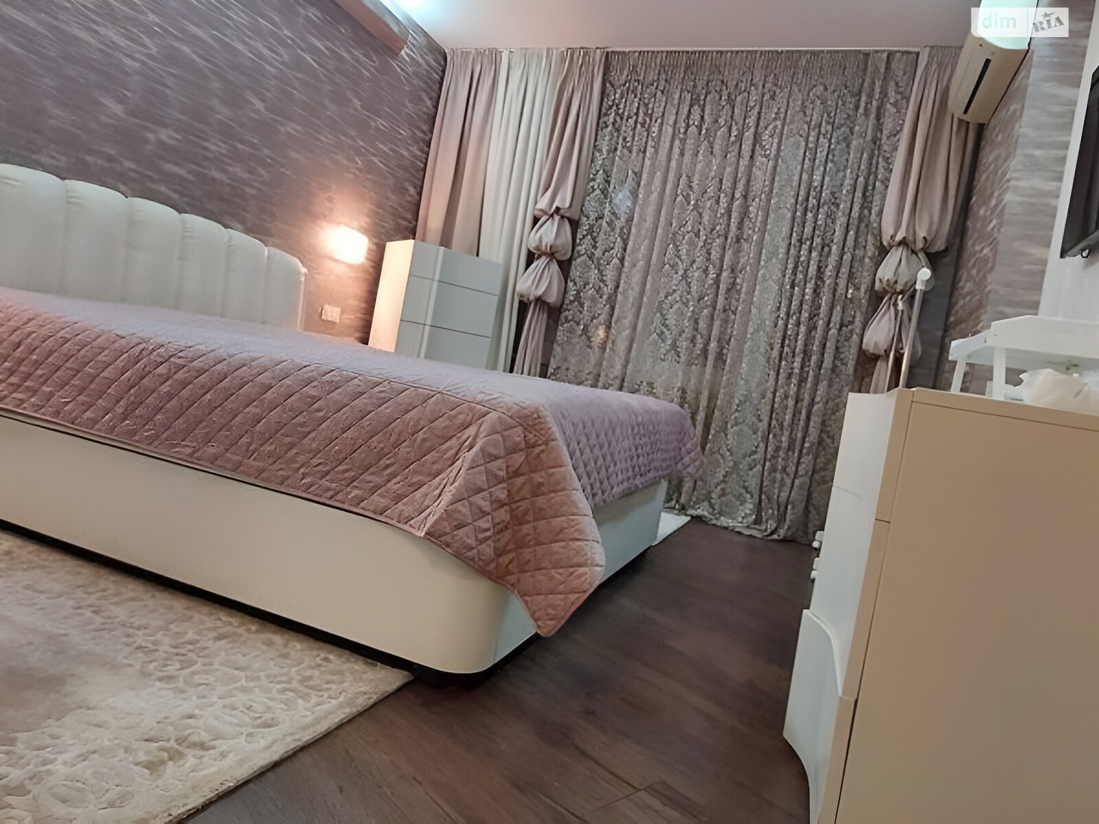 Продаж двокімнатної квартири в Києві, на вул. Ахматової Анни 18/25, район Позняки фото 1 Продаж двокімнатної квартири в Києві, на вул. Ахматової Анни 18/25, район Позняки фото 1