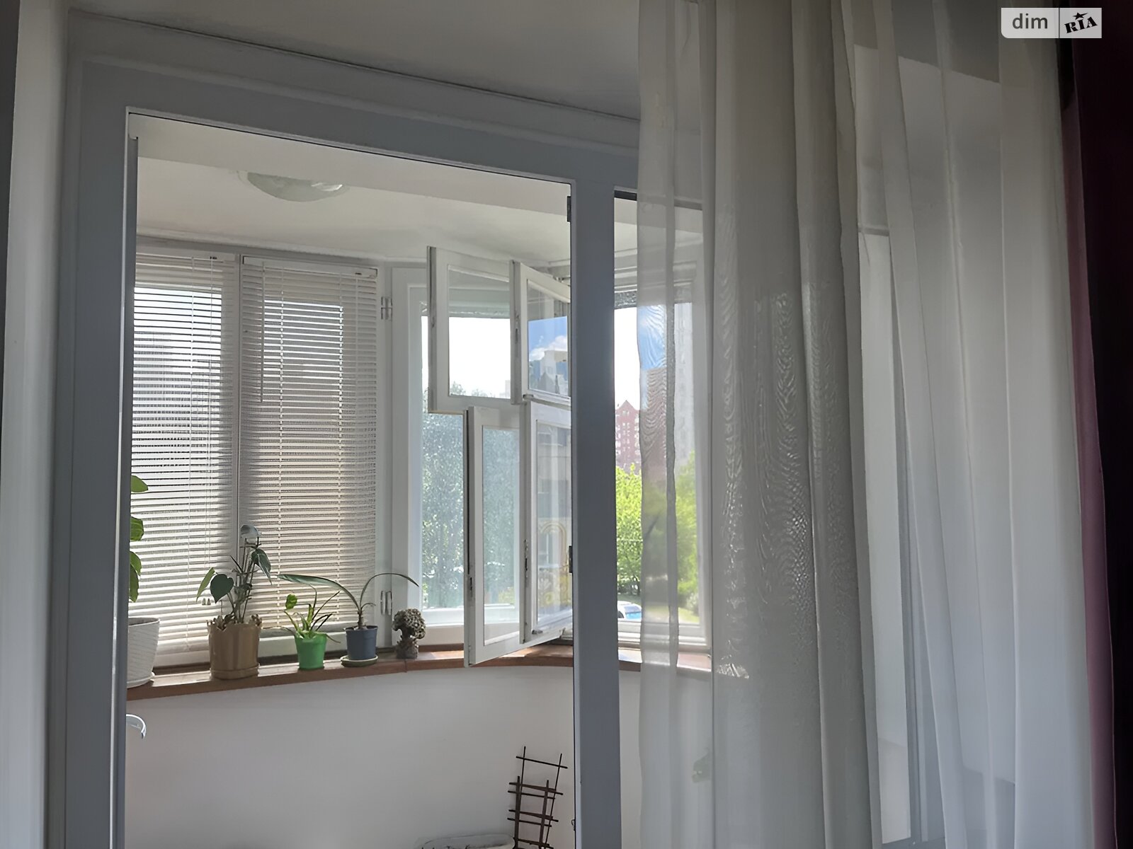 Продажа трехкомнатной квартиры в Киеве, на ул. Анны Ахматовой 3А, район Позняки фото 1 Продажа трехкомнатной квартиры в Киеве, на ул. Анны Ахматовой 3А, район Позняки фото 1