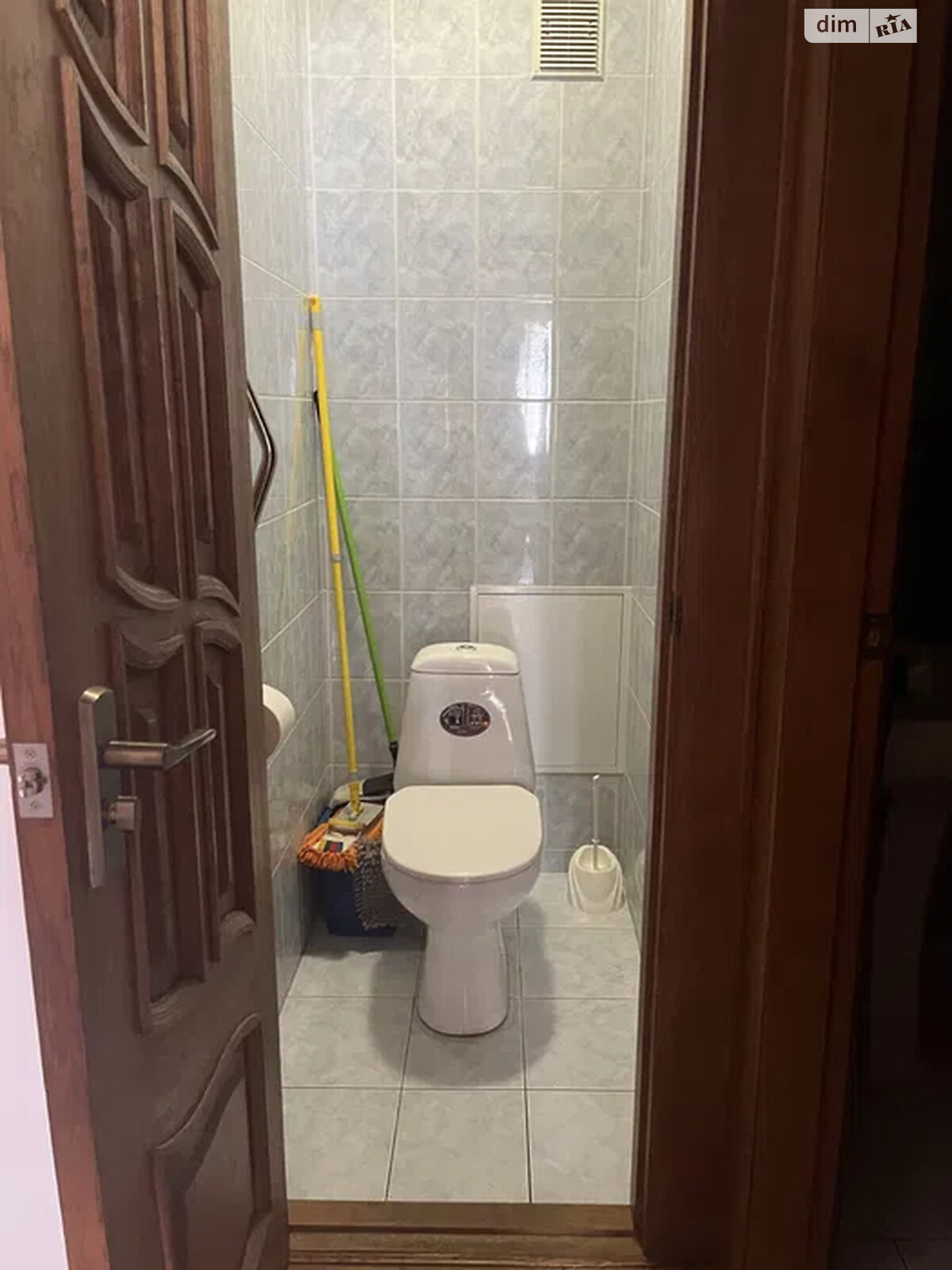 Продажа трехкомнатной квартиры в Киеве, на ул. Анны Ахматовой 3А, район Позняки фото 1 Продажа трехкомнатной квартиры в Киеве, на ул. Анны Ахматовой 3А, район Позняки фото 1