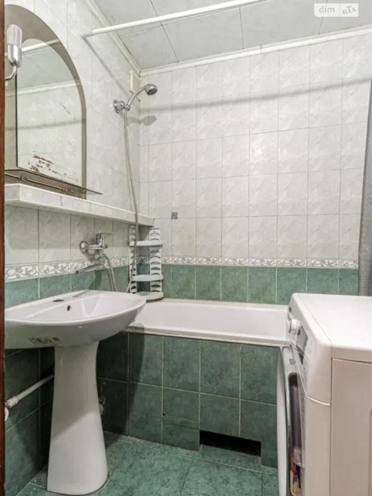Продажа трехкомнатной квартиры в Киеве, на ул. Анны Ахматовой 16В, район Позняки фото 1 Продажа трехкомнатной квартиры в Киеве, на ул. Анны Ахматовой 16В, район Позняки фото 1