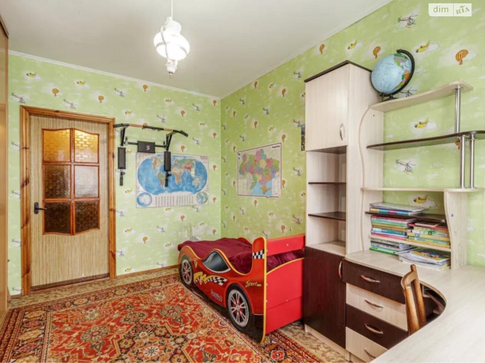 Продажа трехкомнатной квартиры в Киеве, на ул. Анны Ахматовой 16В, район Позняки фото 1 Продажа трехкомнатной квартиры в Киеве, на ул. Анны Ахматовой 16В, район Позняки фото 1