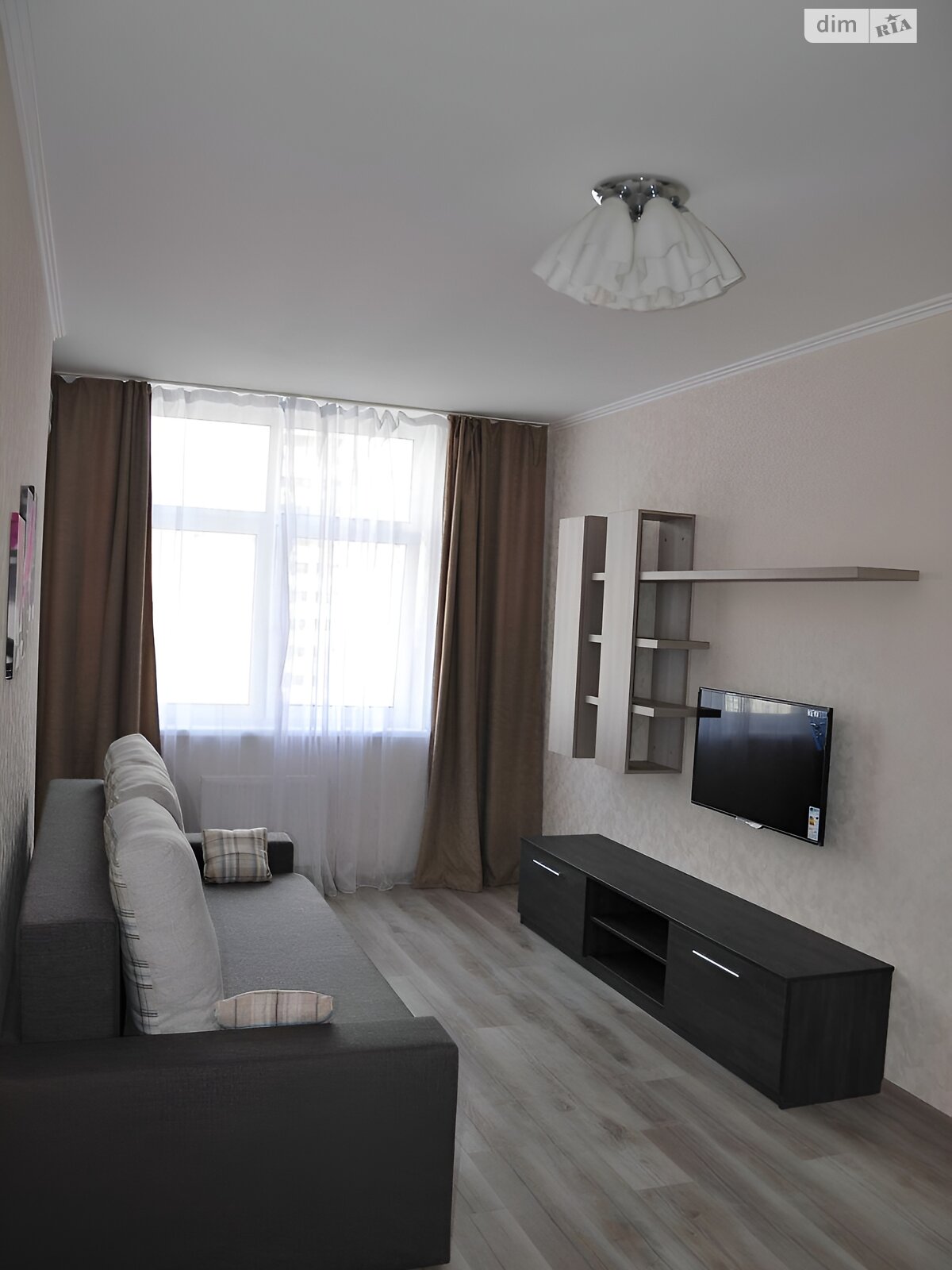 Продажа однокомнатной квартиры в Киеве, на ул. Анны Ахматовой 22А, район Позняки фото 1 Продажа однокомнатной квартиры в Киеве, на ул. Анны Ахматовой 22А, район Позняки фото 1