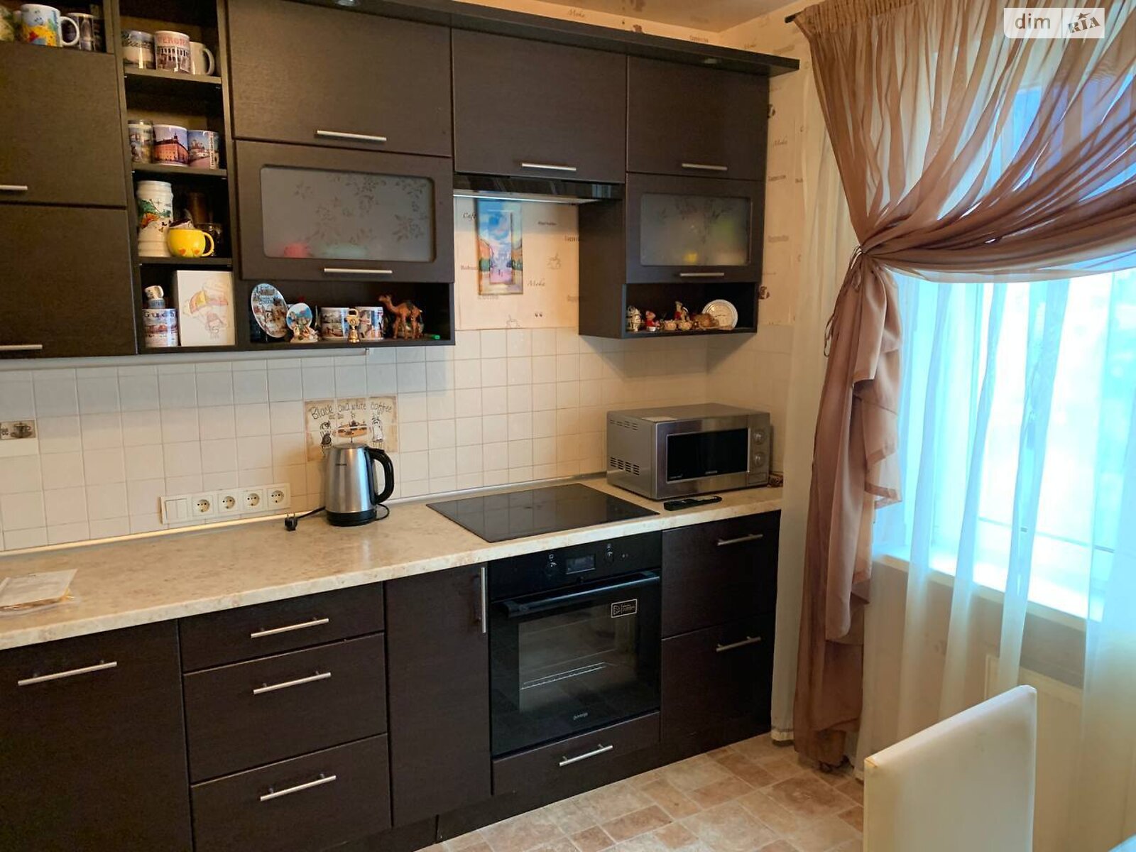 Продаж трикімнатної квартири в Києві, на вул. Ахматової Анни 24, район Позняки фото 1 Продаж трикімнатної квартири в Києві, на вул. Ахматової Анни 24, район Позняки фото 1