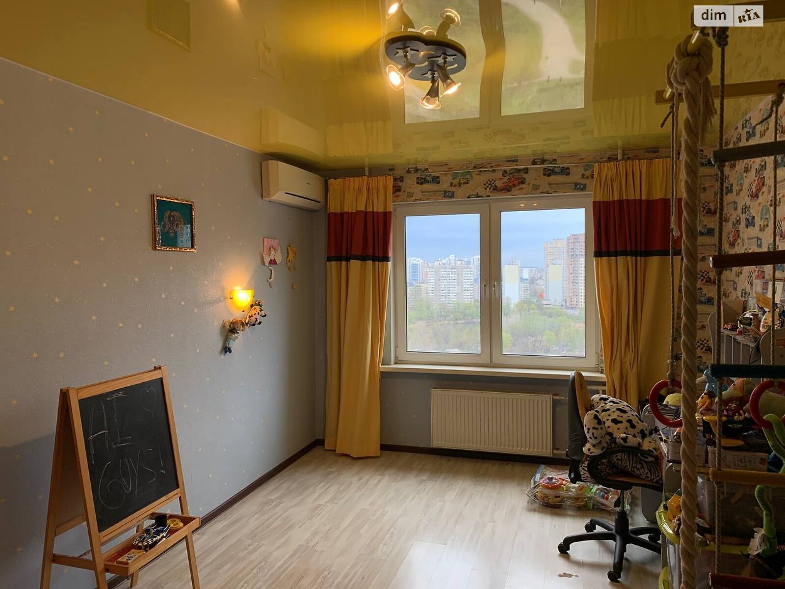 Продаж трикімнатної квартири в Києві, на вул. Ахматової Анни 24, район Позняки фото 1 Продаж трикімнатної квартири в Києві, на вул. Ахматової Анни 24, район Позняки фото 1