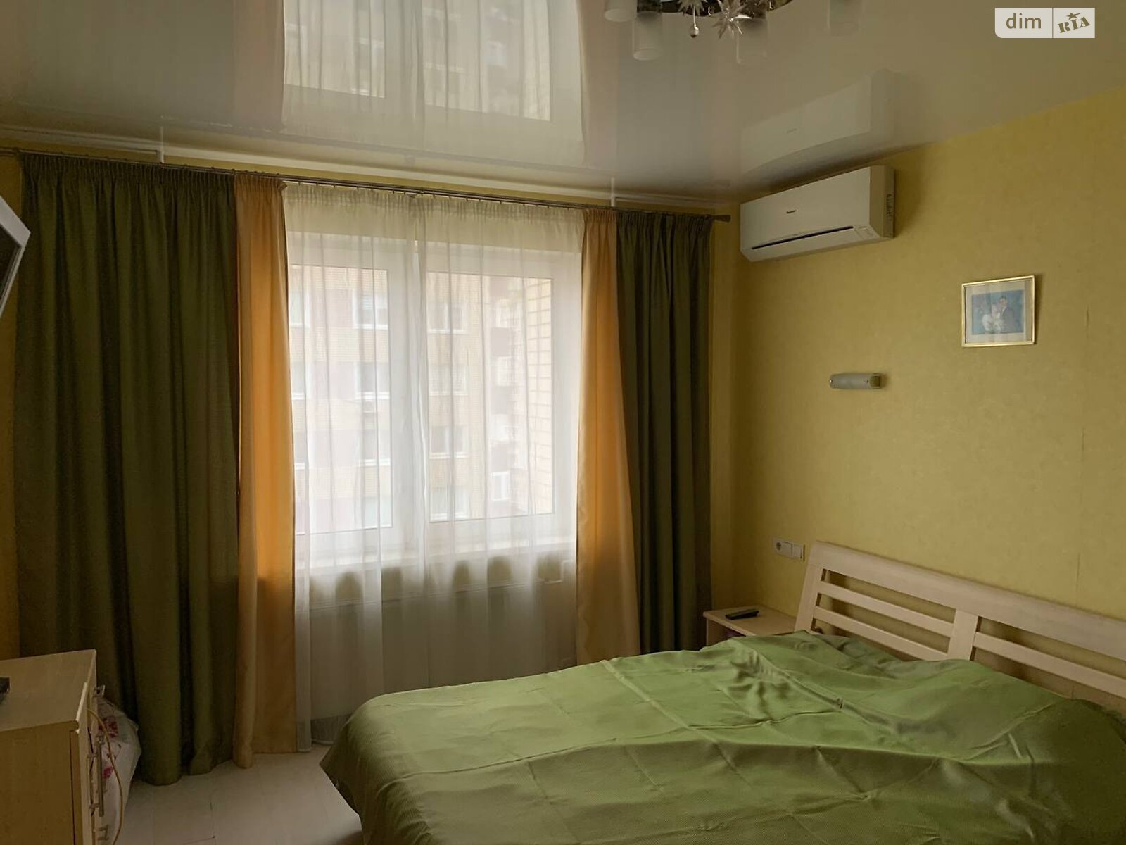 Продаж трикімнатної квартири в Києві, на вул. Ахматової Анни 24, район Позняки фото 1 Продаж трикімнатної квартири в Києві, на вул. Ахматової Анни 24, район Позняки фото 1