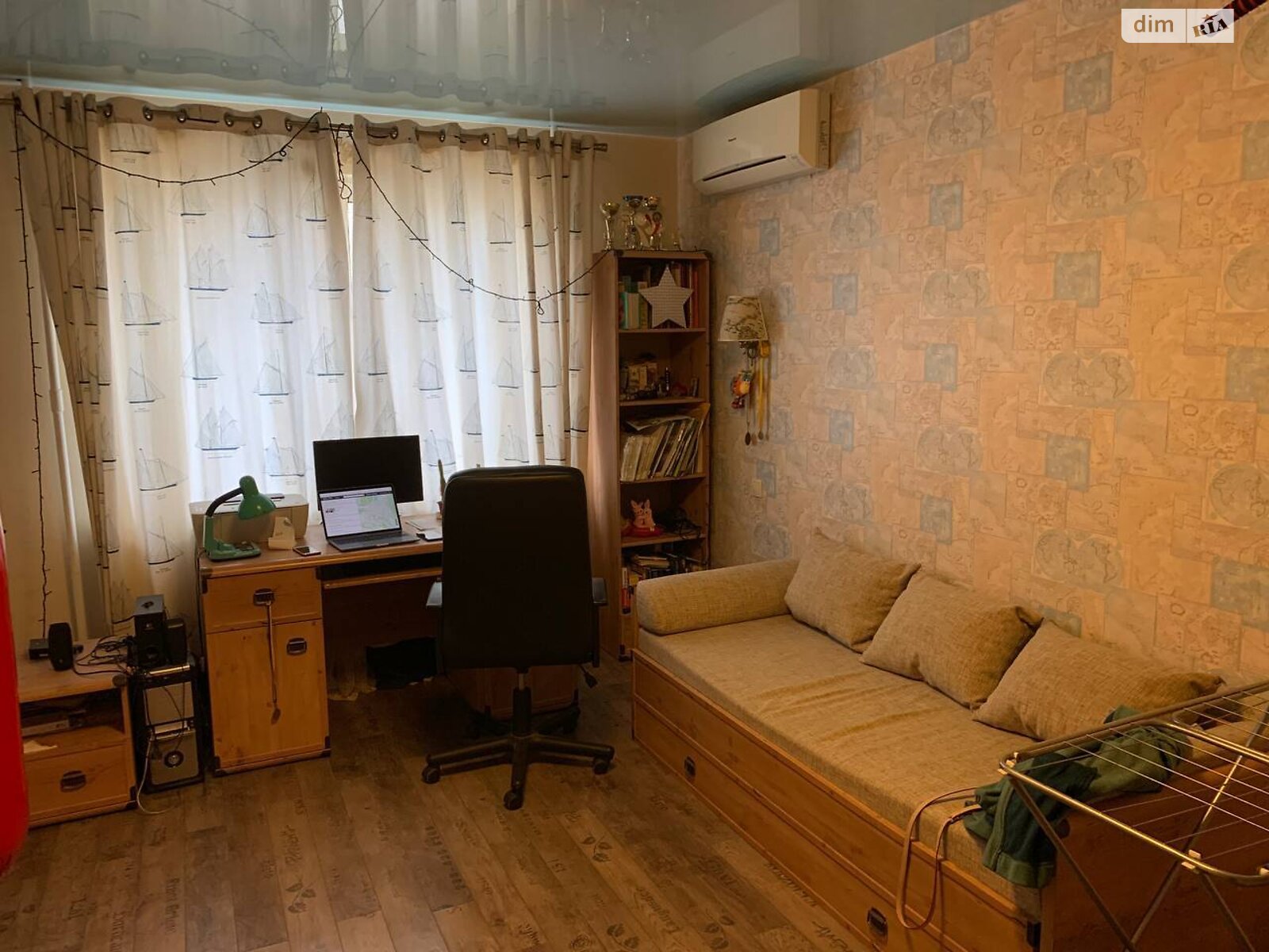 Продаж трикімнатної квартири в Києві, на вул. Ахматової Анни 24, район Позняки фото 1 Продаж трикімнатної квартири в Києві, на вул. Ахматової Анни 24, район Позняки фото 1