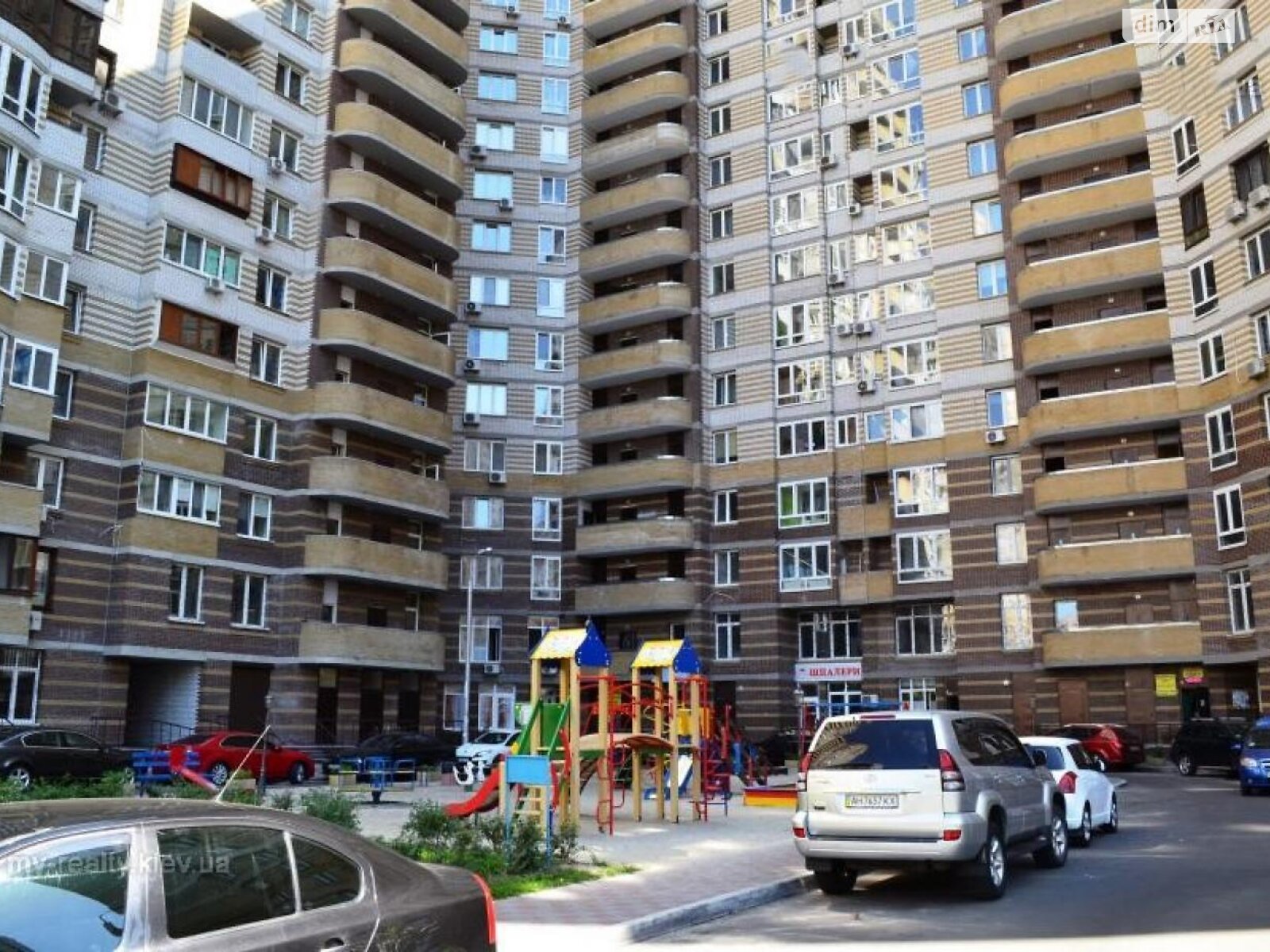 Продаж двокімнатної квартири в Києві, на вул. Ахматової Анни 30, район Позняки фото 1 Продаж двокімнатної квартири в Києві, на вул. Ахматової Анни 30, район Позняки фото 1