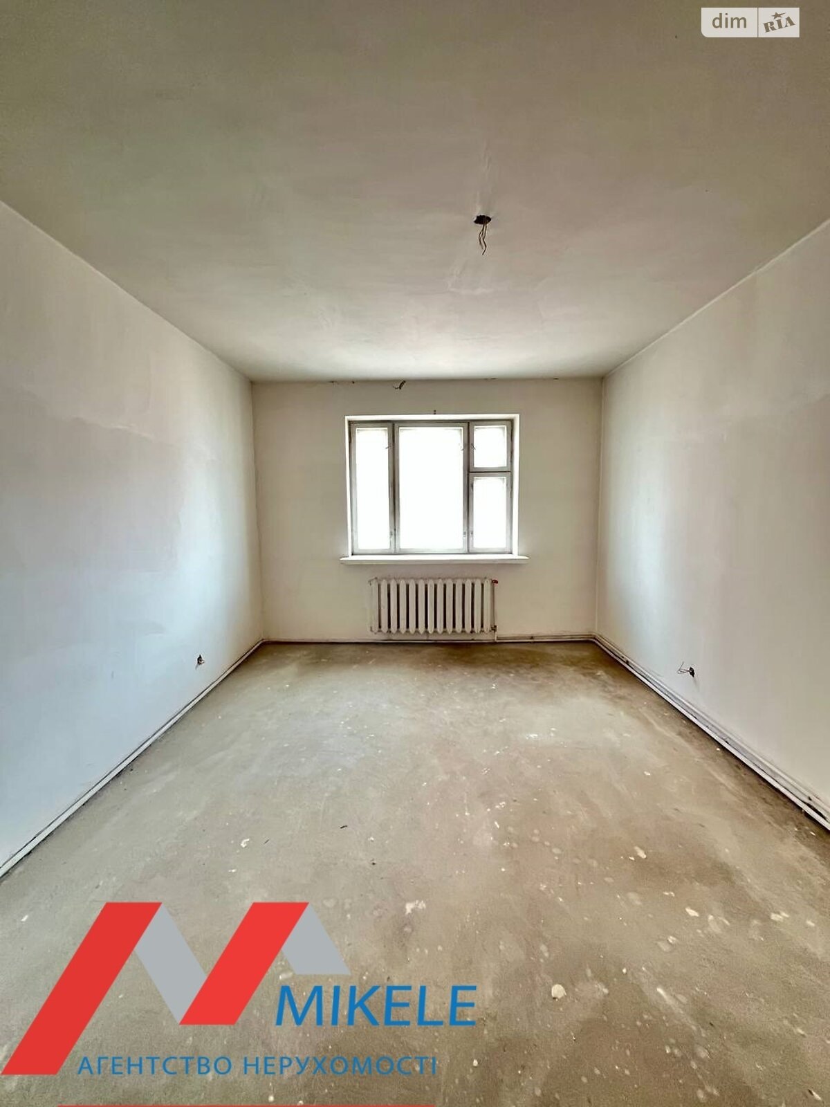 Продаж трикімнатної квартири в Києві, на вул. Ахматової Анни 13Д, район Позняки фото 1 Продаж трикімнатної квартири в Києві, на вул. Ахматової Анни 13Д, район Позняки фото 1