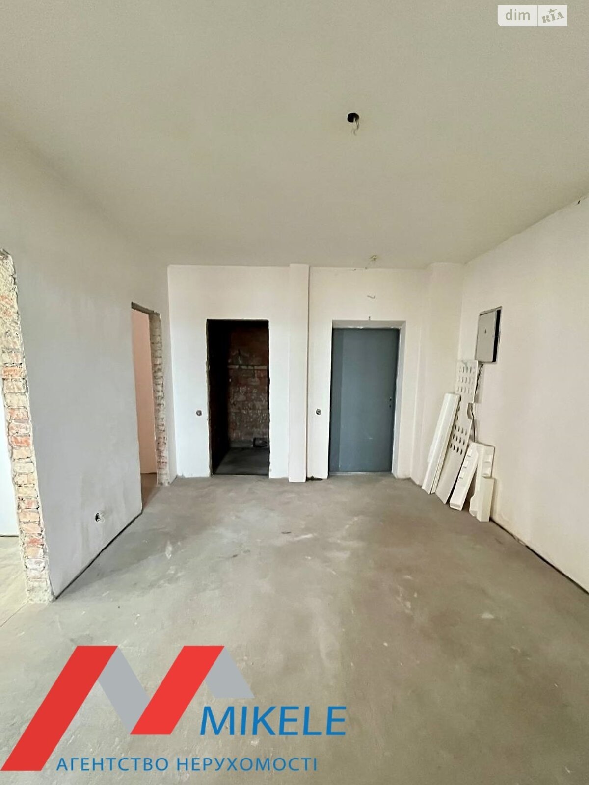 Продаж трикімнатної квартири в Києві, на вул. Ахматової Анни 13Д, район Позняки фото 1
