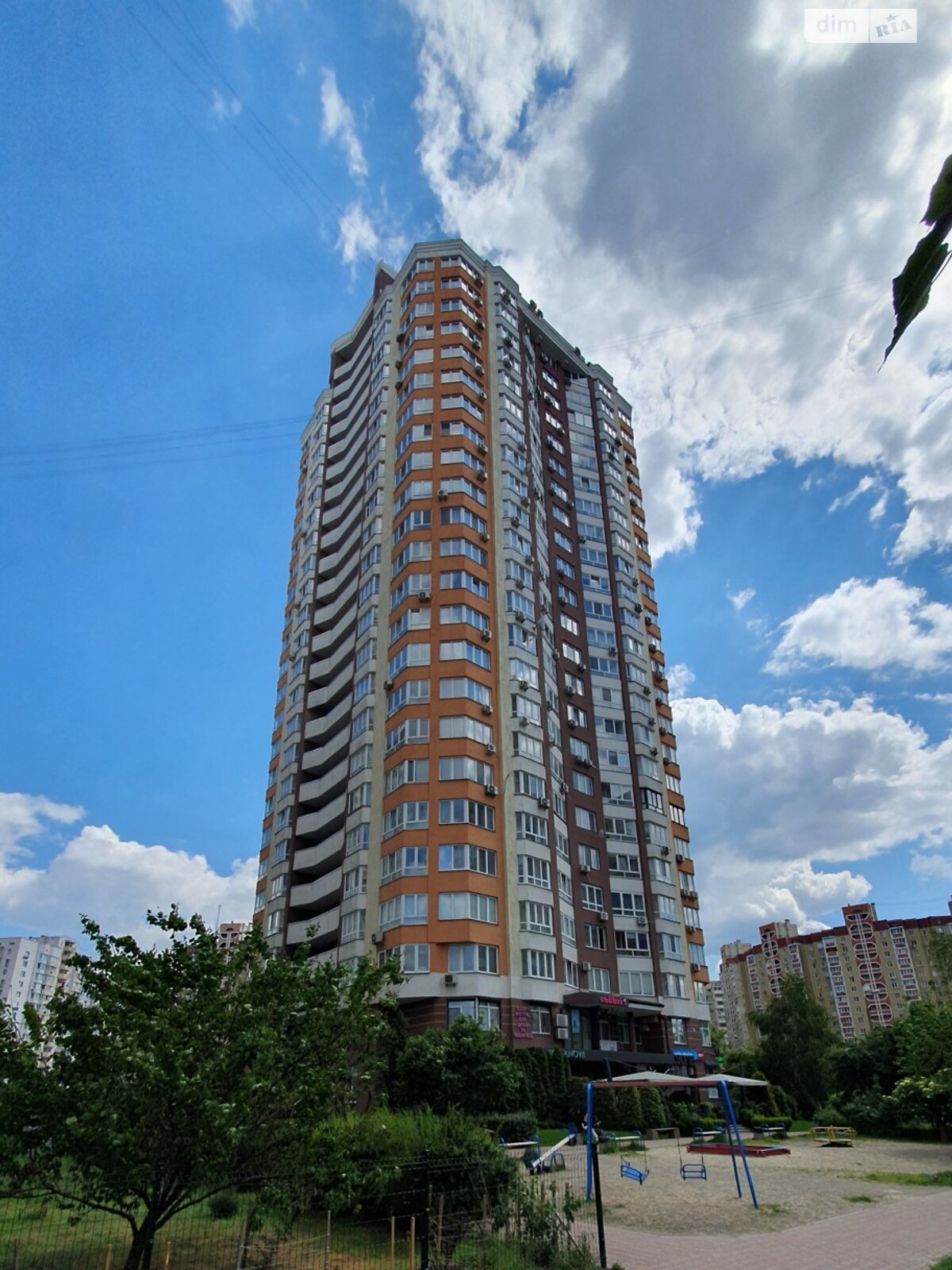 Продаж двокімнатної квартири в Києві, на вул. Ахматової Анни 32/18, район Позняки фото 1 Продаж двокімнатної квартири в Києві, на вул. Ахматової Анни 32/18, район Позняки фото 1