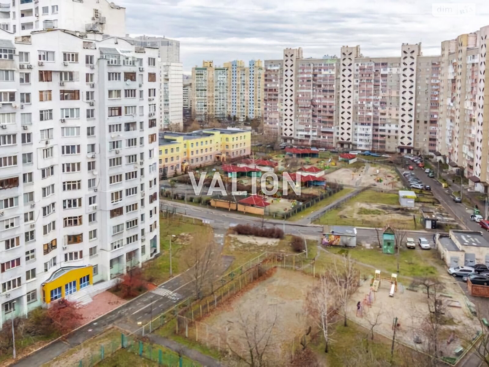 Продаж трикімнатної квартири в Києві, на вул. Ахматової Анни 16В, район Позняки фото 1 Продаж трикімнатної квартири в Києві, на вул. Ахматової Анни 16В, район Позняки фото 1