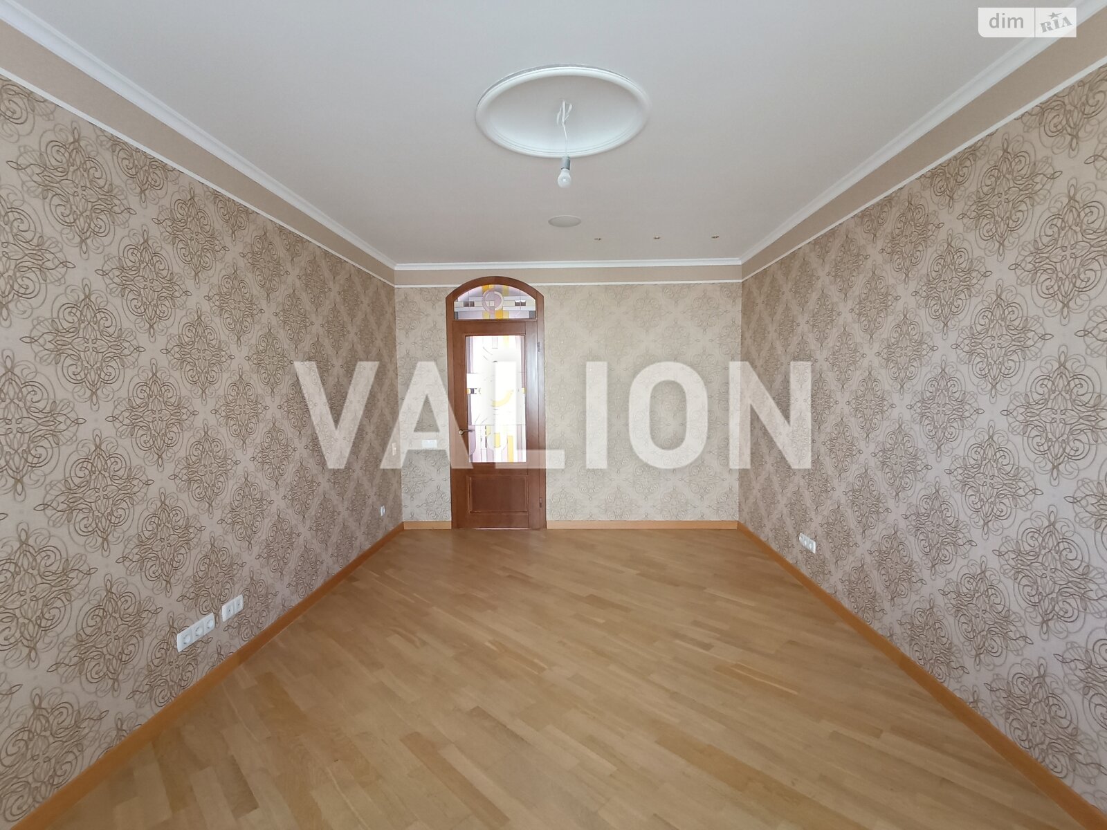 Продажа трехкомнатной квартиры в Киеве, на ул. Анны Ахматовой 35, район Позняки фото 1 Продажа трехкомнатной квартиры в Киеве, на ул. Анны Ахматовой 35, район Позняки фото 1
