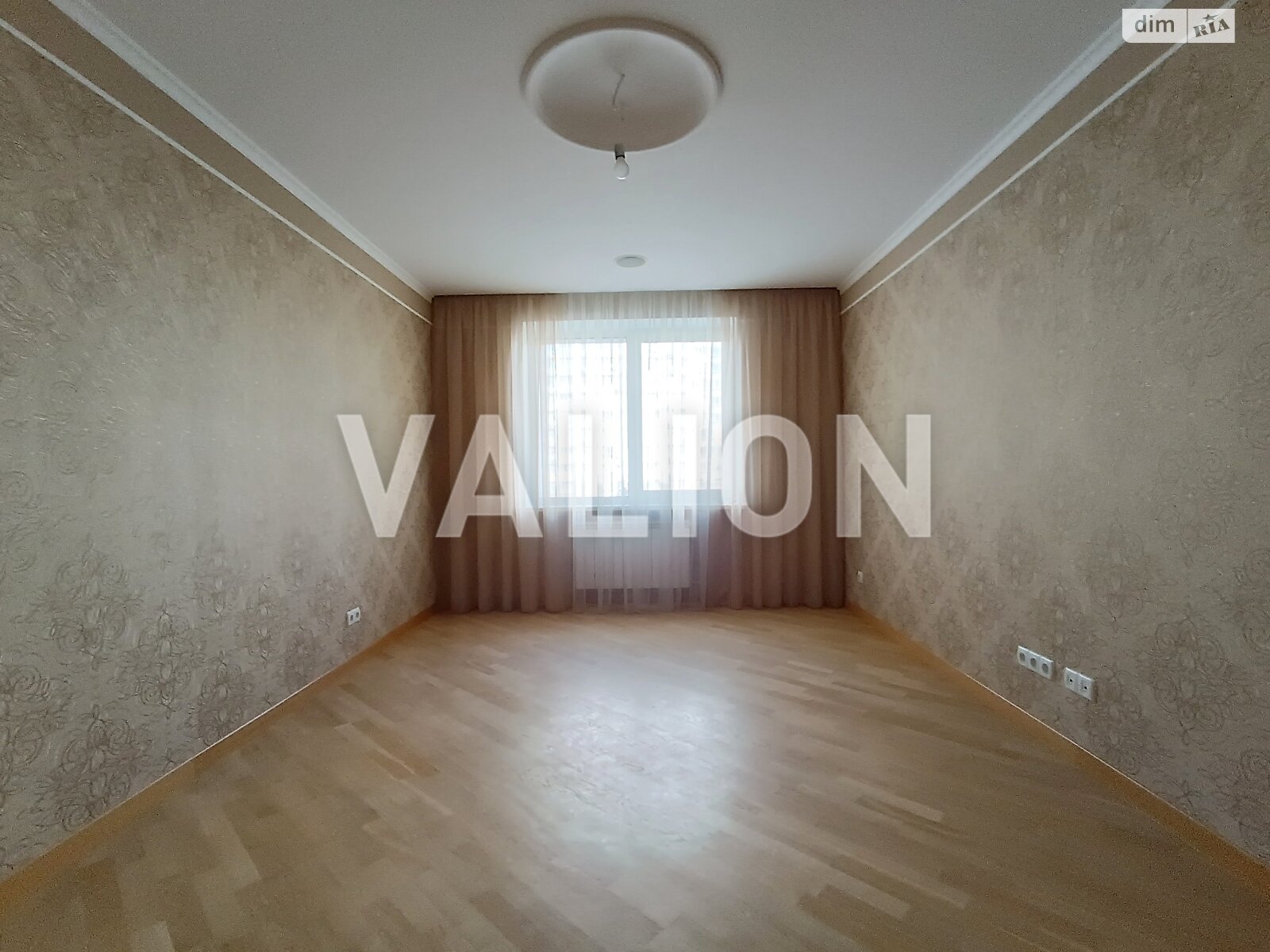 Продажа трехкомнатной квартиры в Киеве, на ул. Анны Ахматовой 35, район Позняки фото 1 Продажа трехкомнатной квартиры в Киеве, на ул. Анны Ахматовой 35, район Позняки фото 1