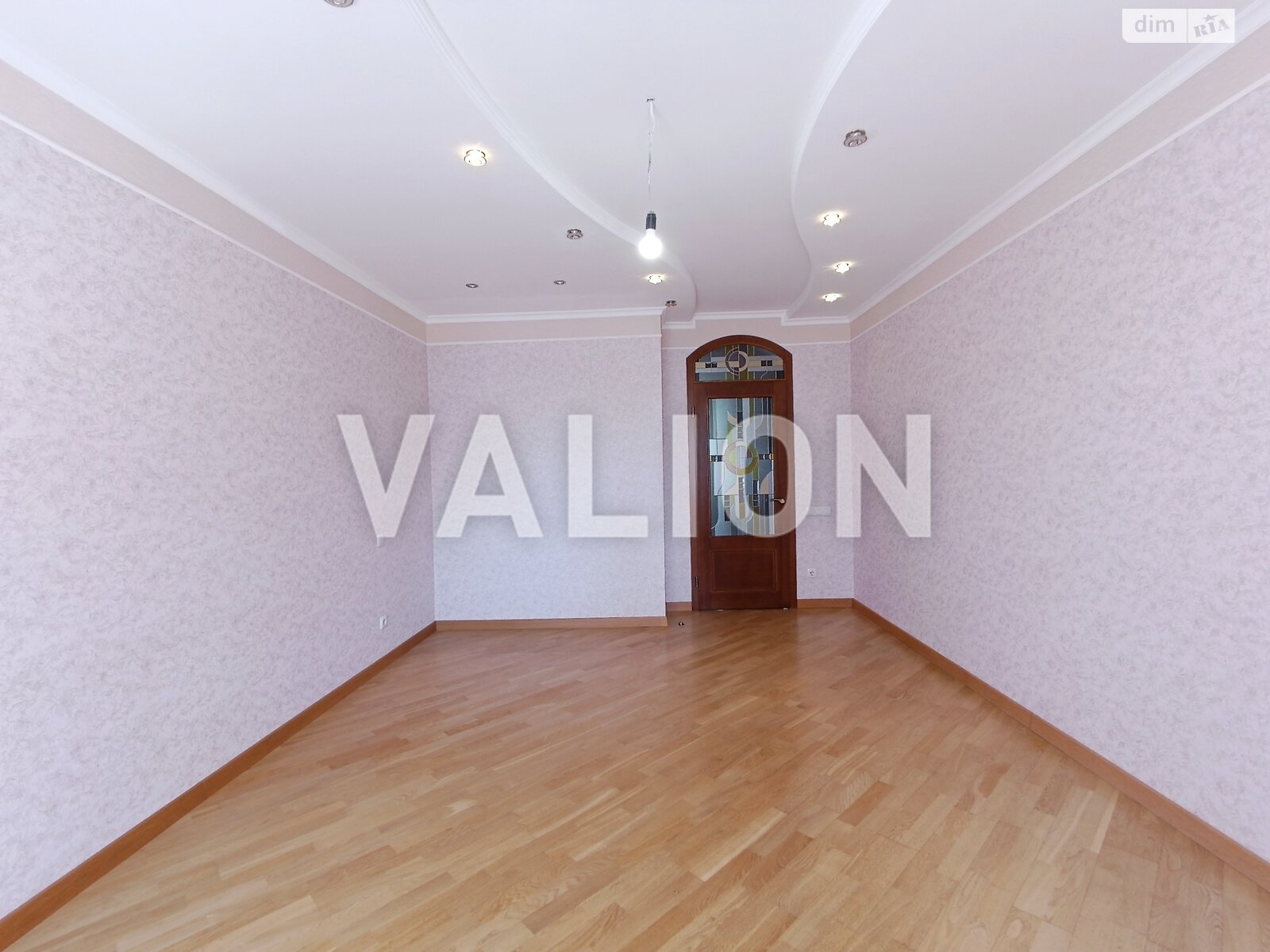 Продажа трехкомнатной квартиры в Киеве, на ул. Анны Ахматовой 35, район Позняки фото 1 Продажа трехкомнатной квартиры в Киеве, на ул. Анны Ахматовой 35, район Позняки фото 1