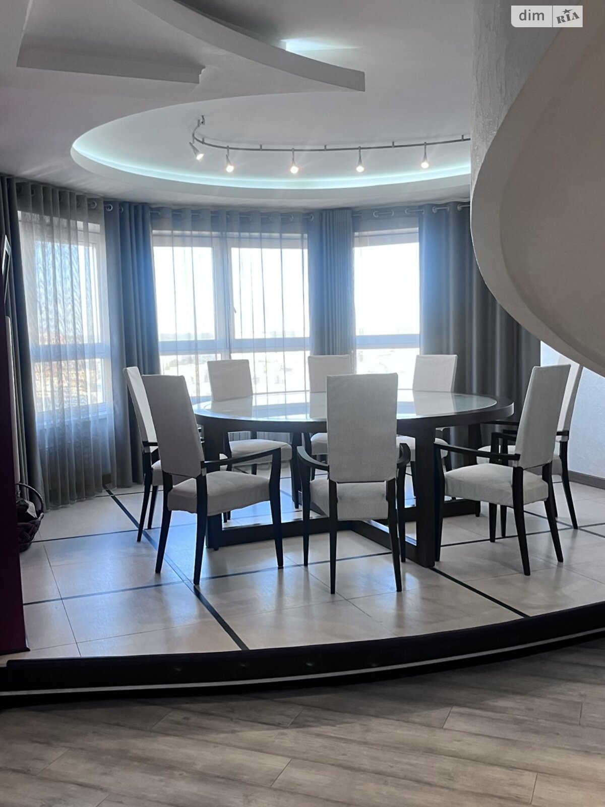 Продажа четырехкомнатной квартиры в Киеве, на ул. Анны Ахматовой 13Г, район Позняки фото 1 Продажа четырехкомнатной квартиры в Киеве, на ул. Анны Ахматовой 13Г, район Позняки фото 1