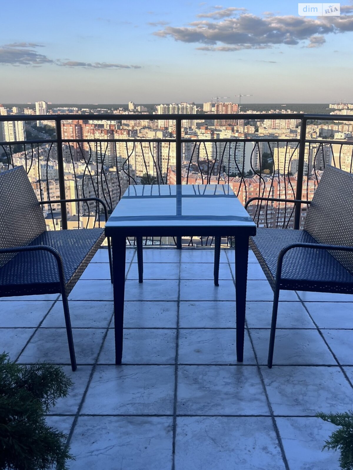 Продажа четырехкомнатной квартиры в Киеве, на ул. Анны Ахматовой 13Г, район Позняки фото 1 Продажа четырехкомнатной квартиры в Киеве, на ул. Анны Ахматовой 13Г, район Позняки фото 1