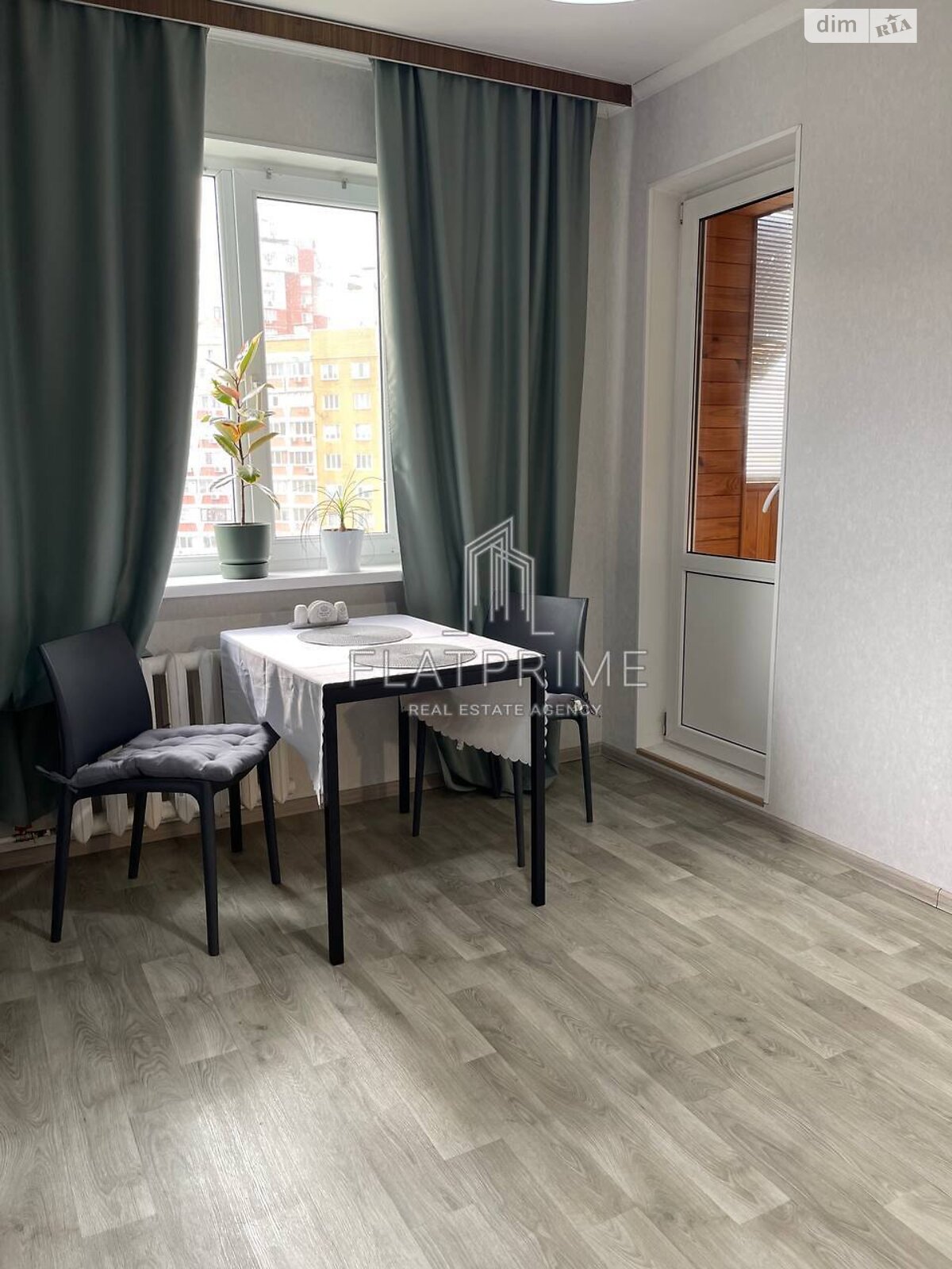 Продажа однокомнатной квартиры в Киеве, на ул. Анны Ахматовой 41, район Позняки фото 1