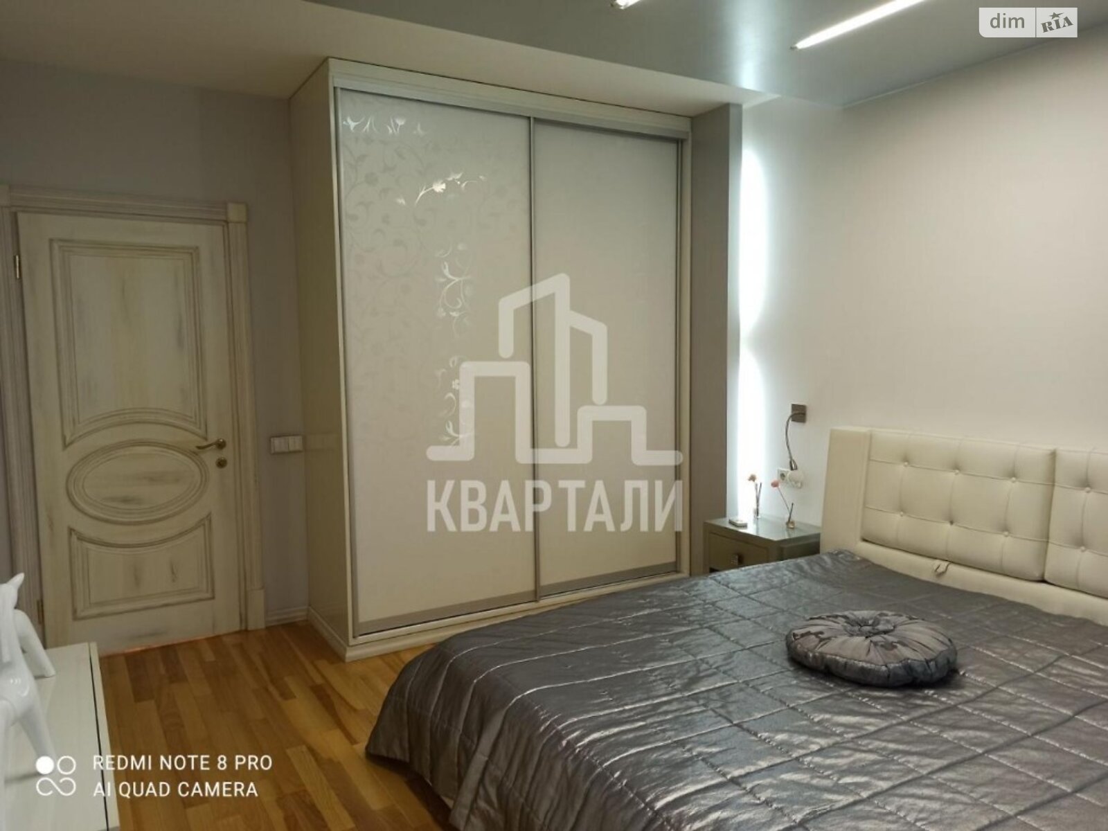 Продажа трехкомнатной квартиры в Киеве, на ул. Бориса Гмыри 2, район Позняки фото 1