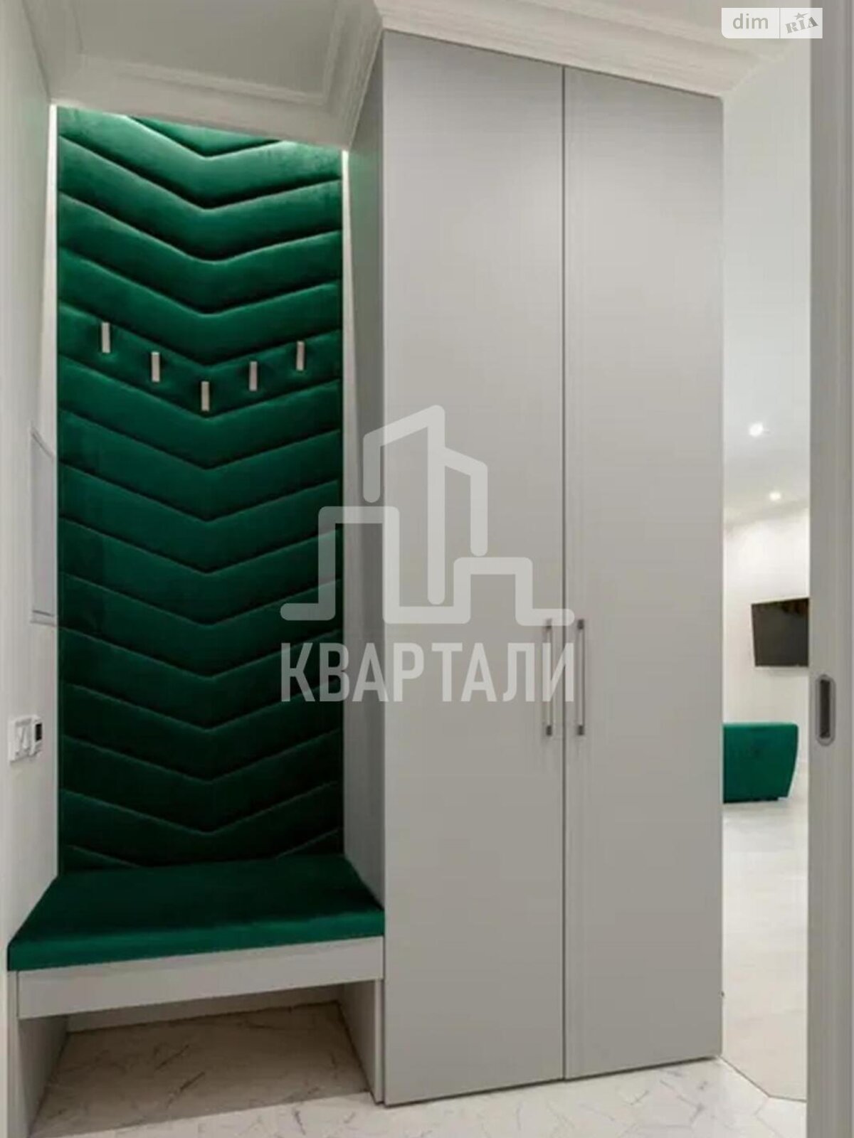 Продажа двухкомнатной квартиры в Киеве, на ул. Драгоманова 10, район Позняки фото 1