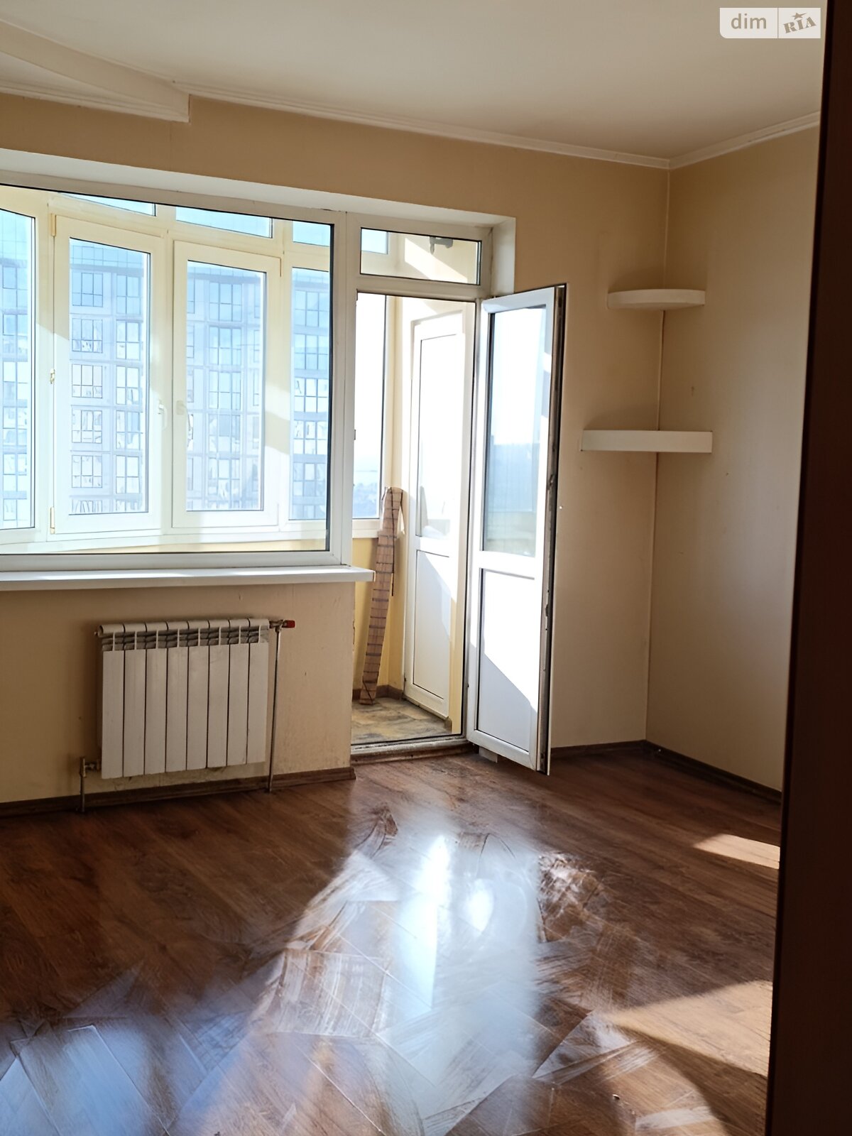 Продаж трикімнатної квартири в Києві, на наб. Дніпровська 19, район Позняки фото 1 Продаж трикімнатної квартири в Києві, на наб. Дніпровська 19, район Позняки фото 1